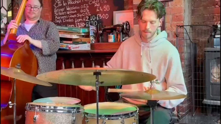Another clip from yesterday&rsquo;s gig @themagnetbroadstairs 

#pfrancing #jazzdrums #gretschroundbadge #zildjian 

Big thanks to today&rsquo;s sponsor @joelwaters for the loan of his ride and hi hats 🔥