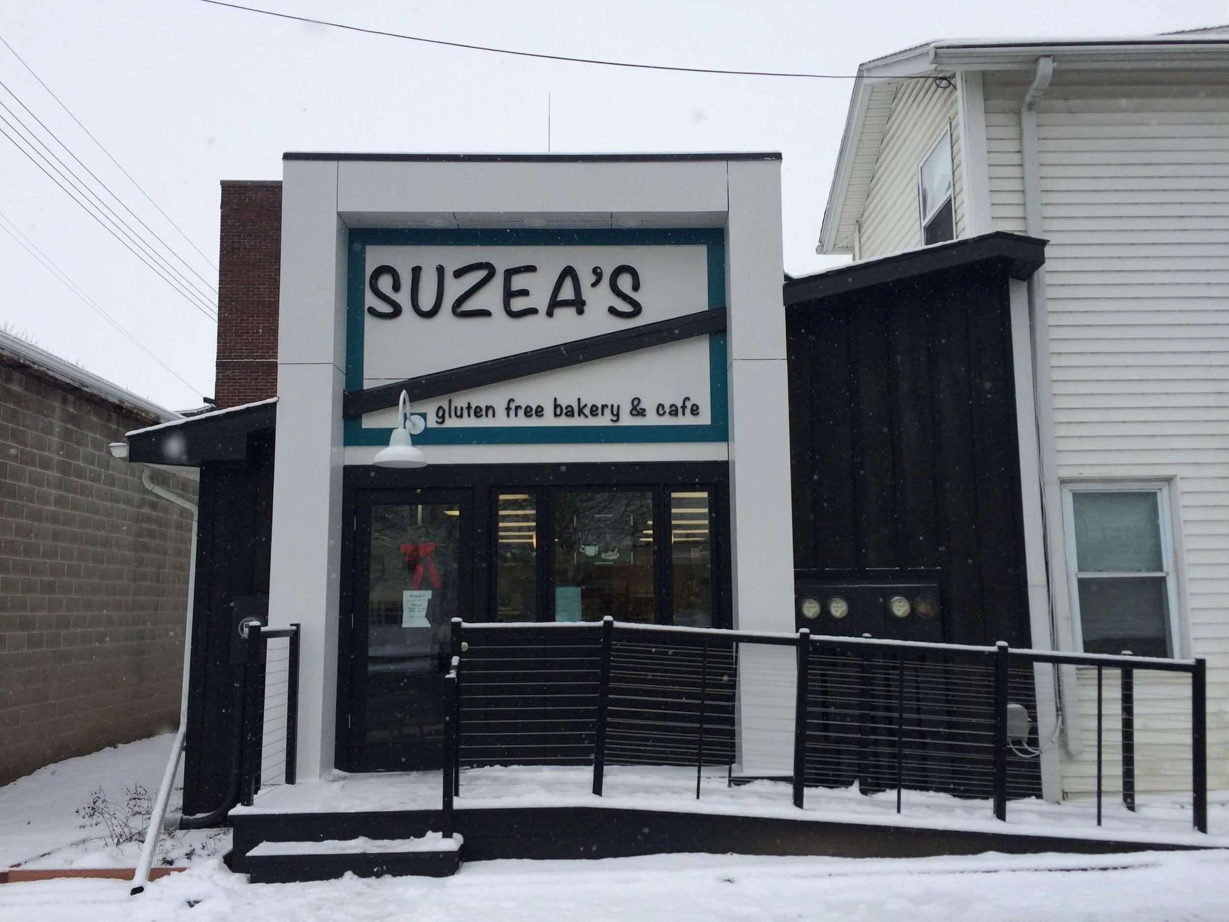 Suzeas_Gluten_Free_Bakery_Exterior_After.jpg