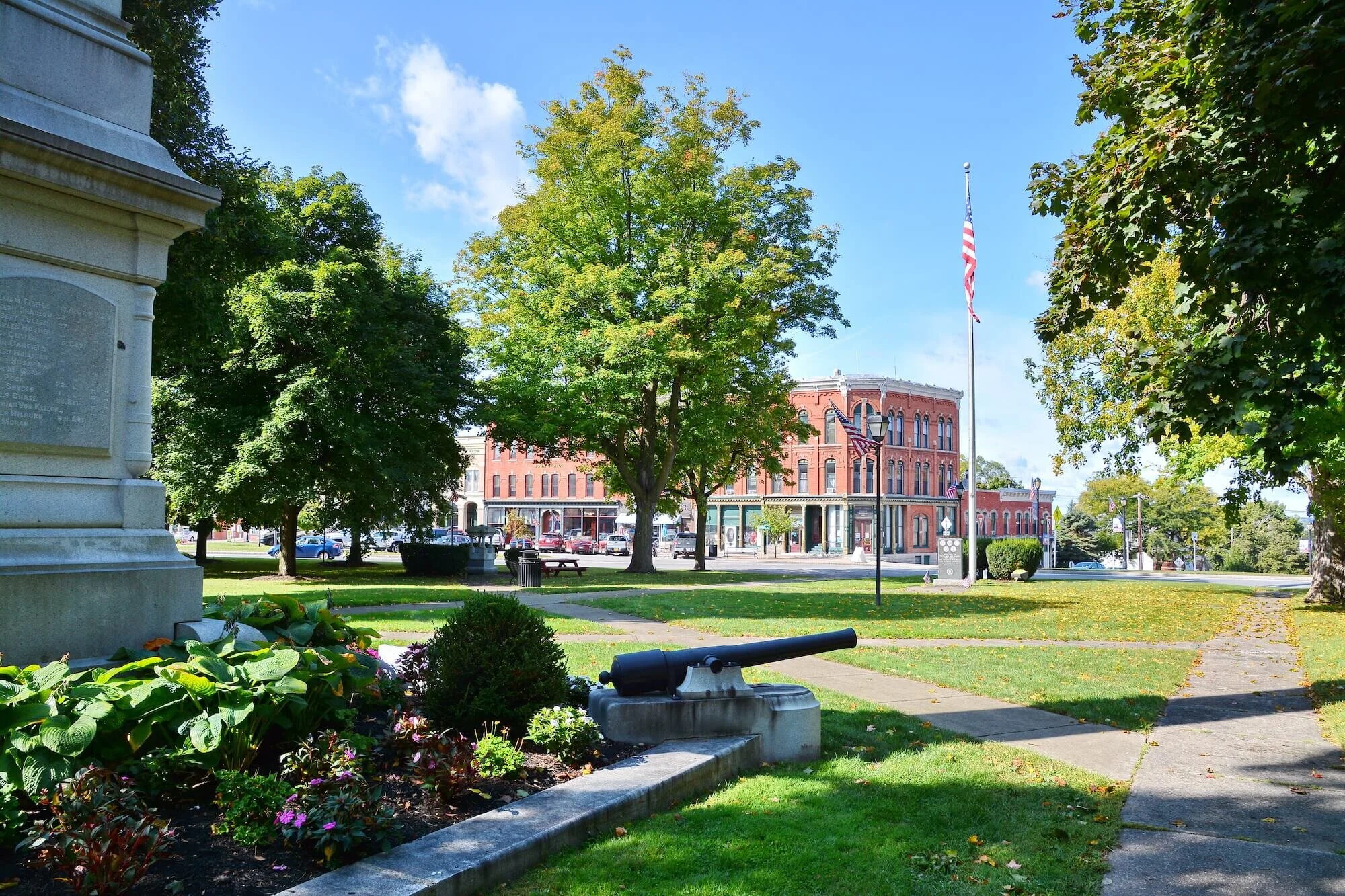 Avon_War_Memorial.JPG