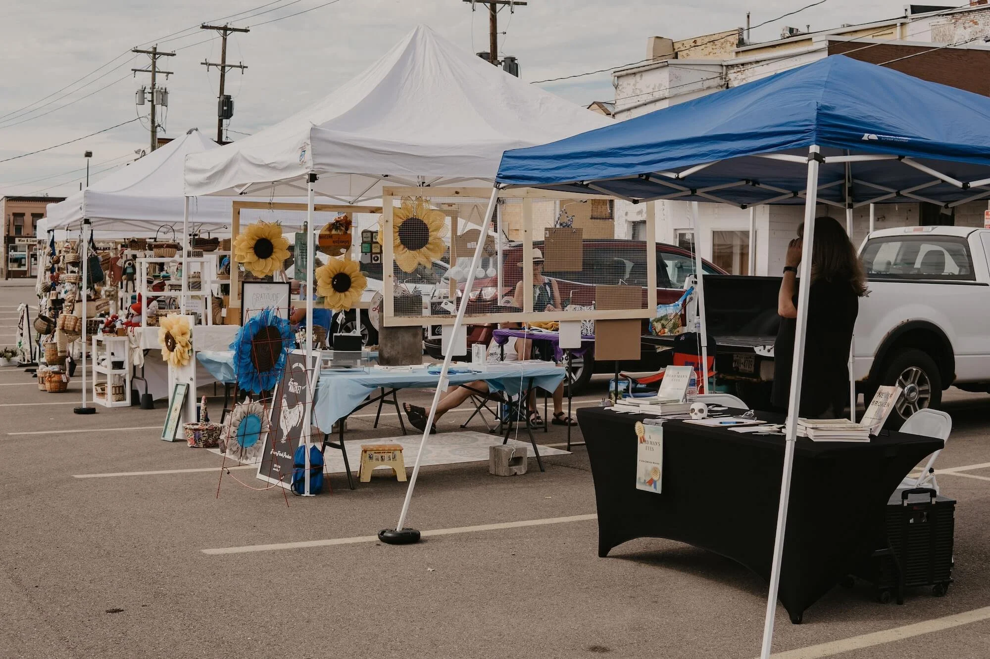 Market_Tents.jpg