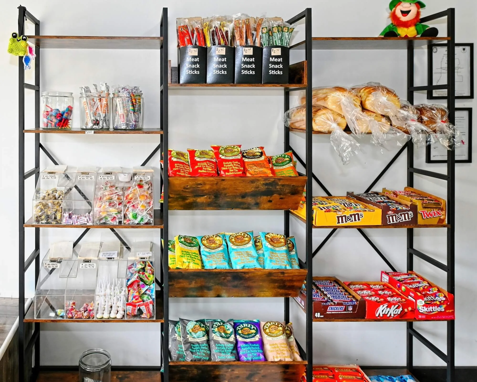 Food_Shelf.jpg