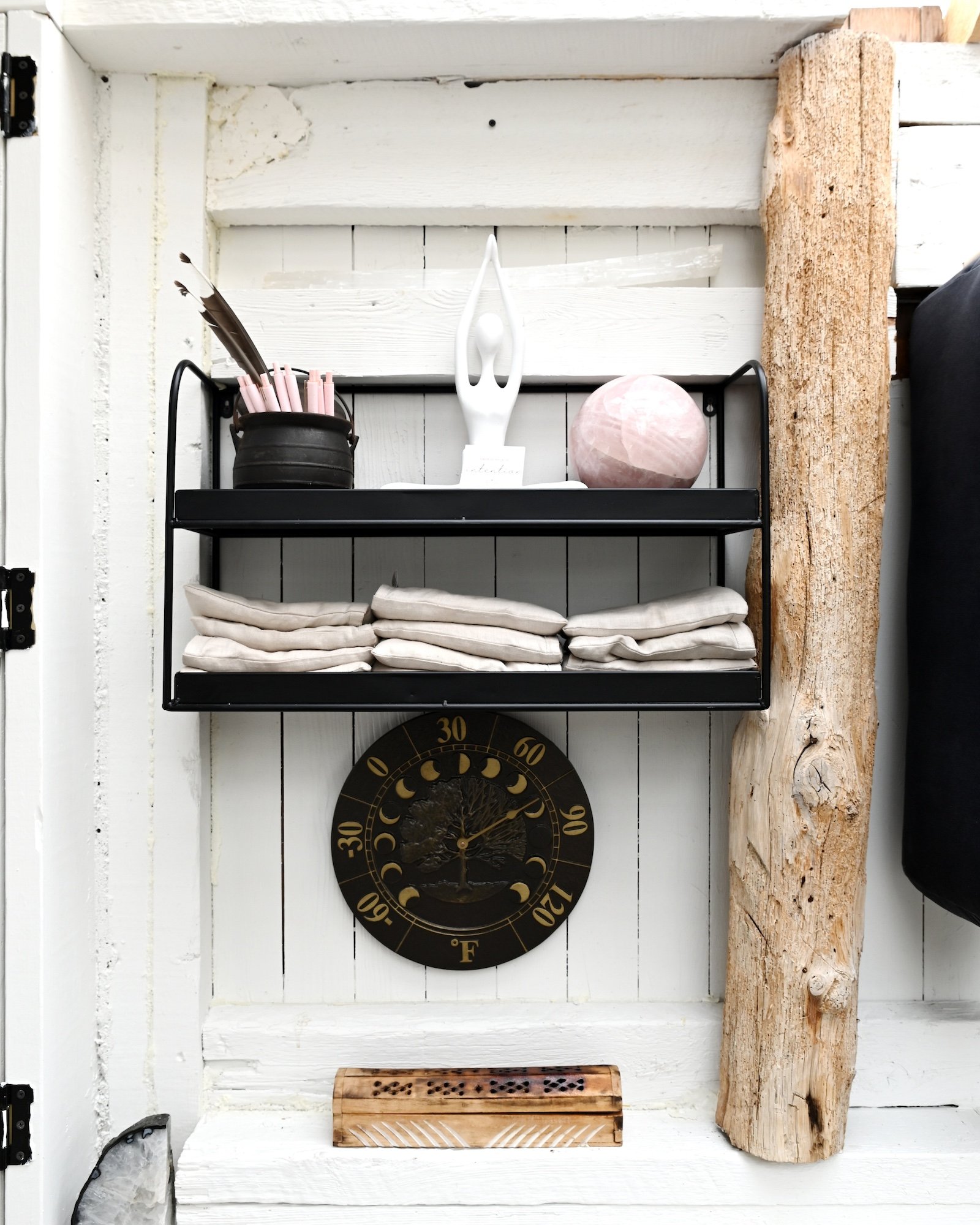 Items_Shelf_Magic_Held_Here.jpg
