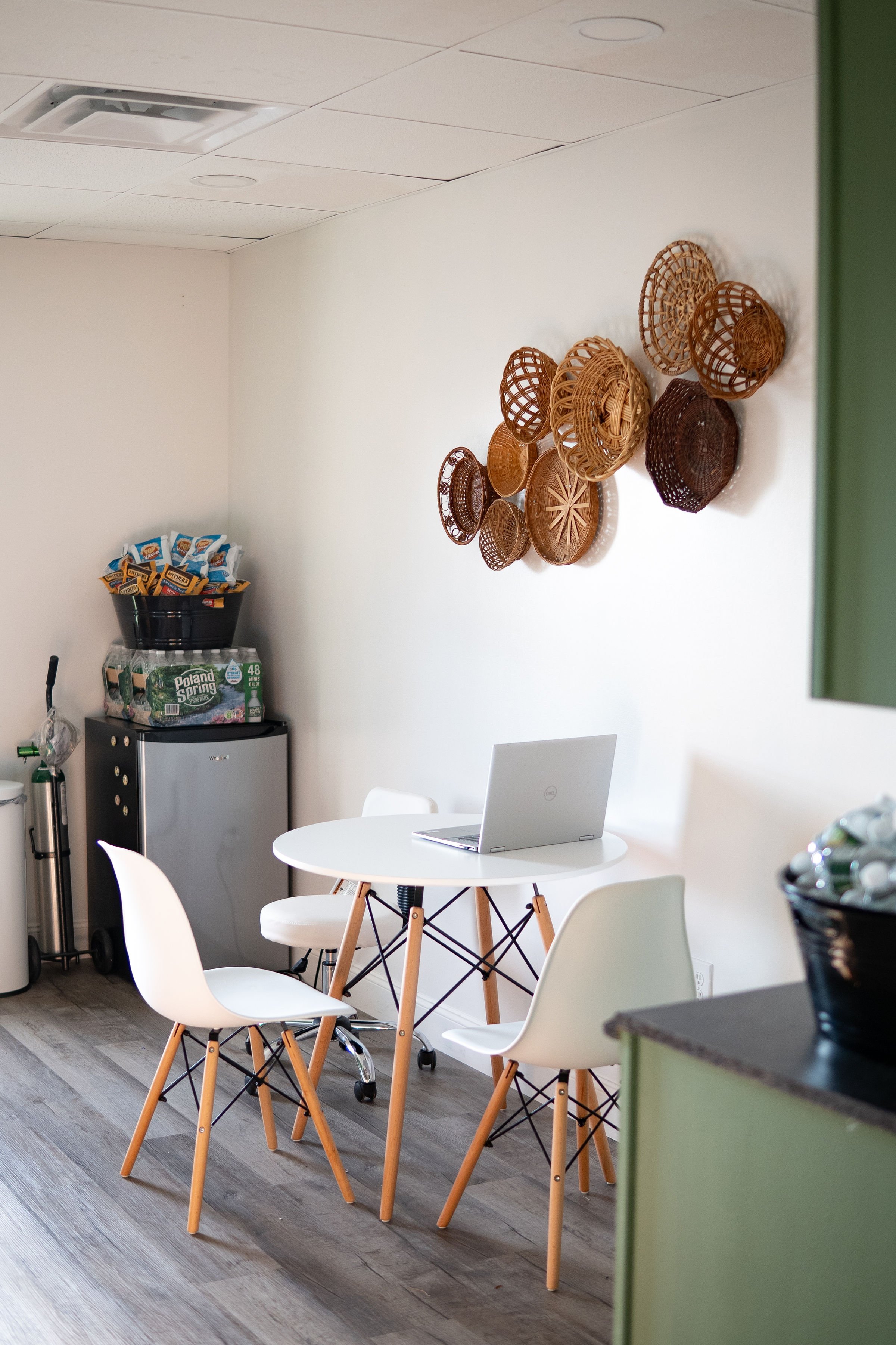 native wellness lakeville waiting room.jpg