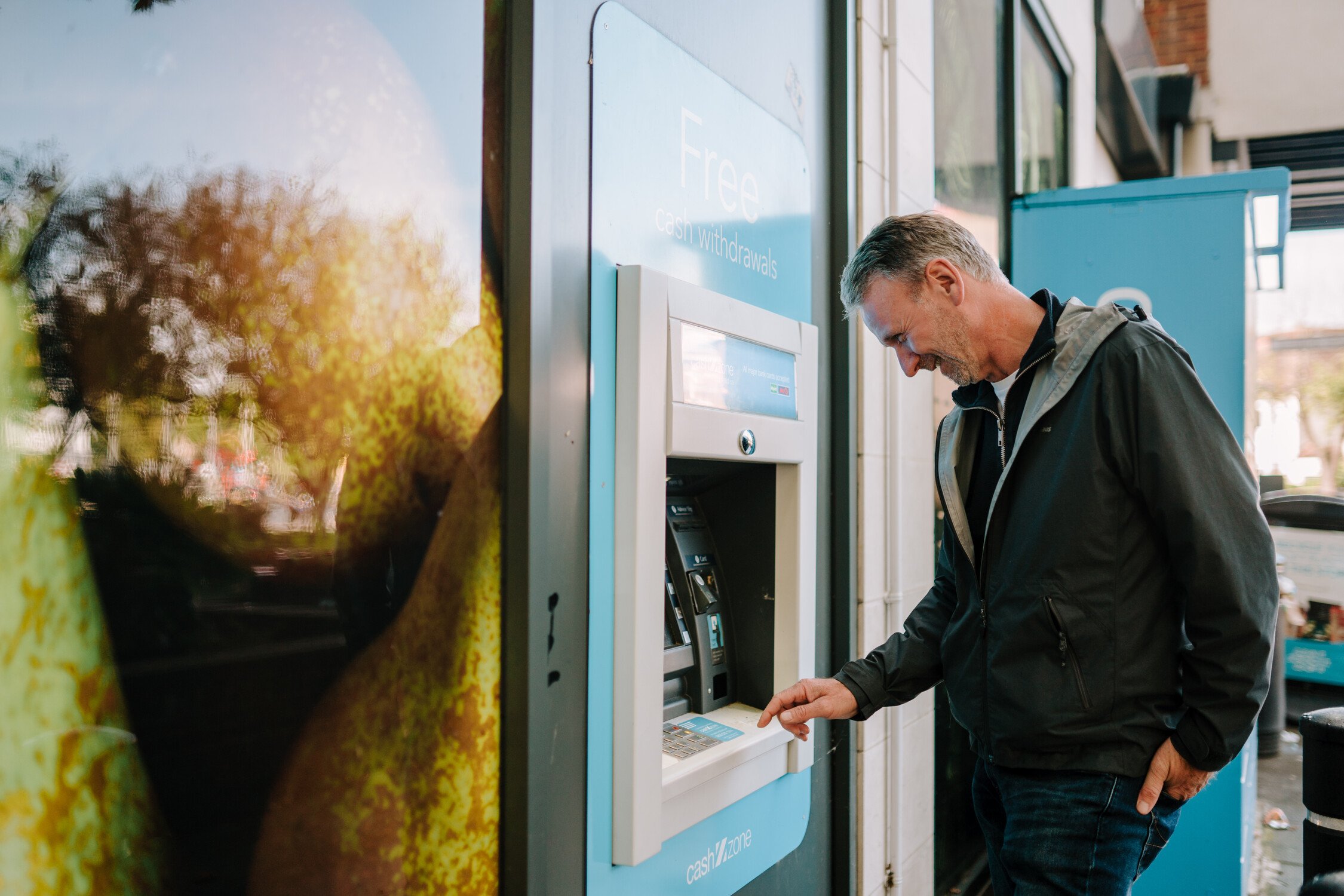 Empowering Independence: Managing Money Safely in the Early Stages of Dementia