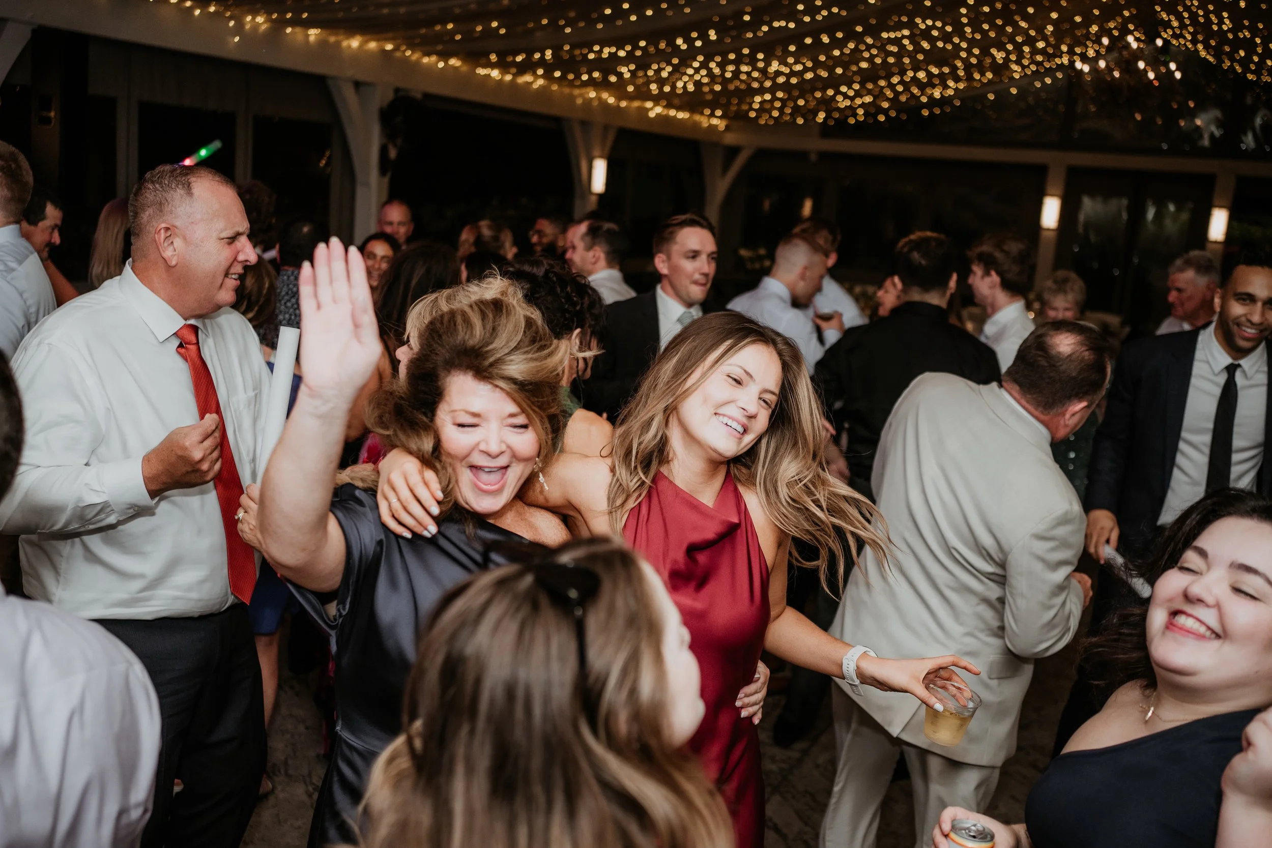 moonstone-manor-wedding-tea-ceresini-photography- 32.jpg