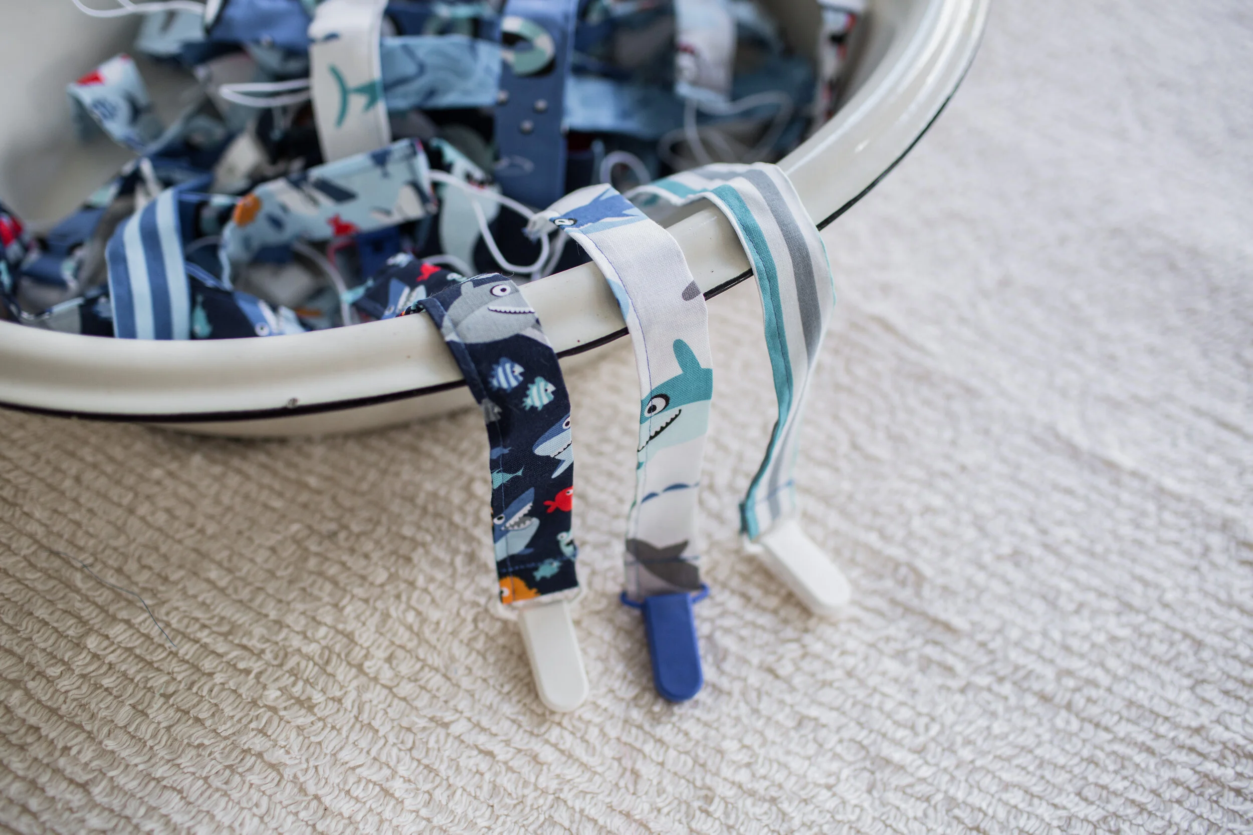 Sharktown Pacifer Clips