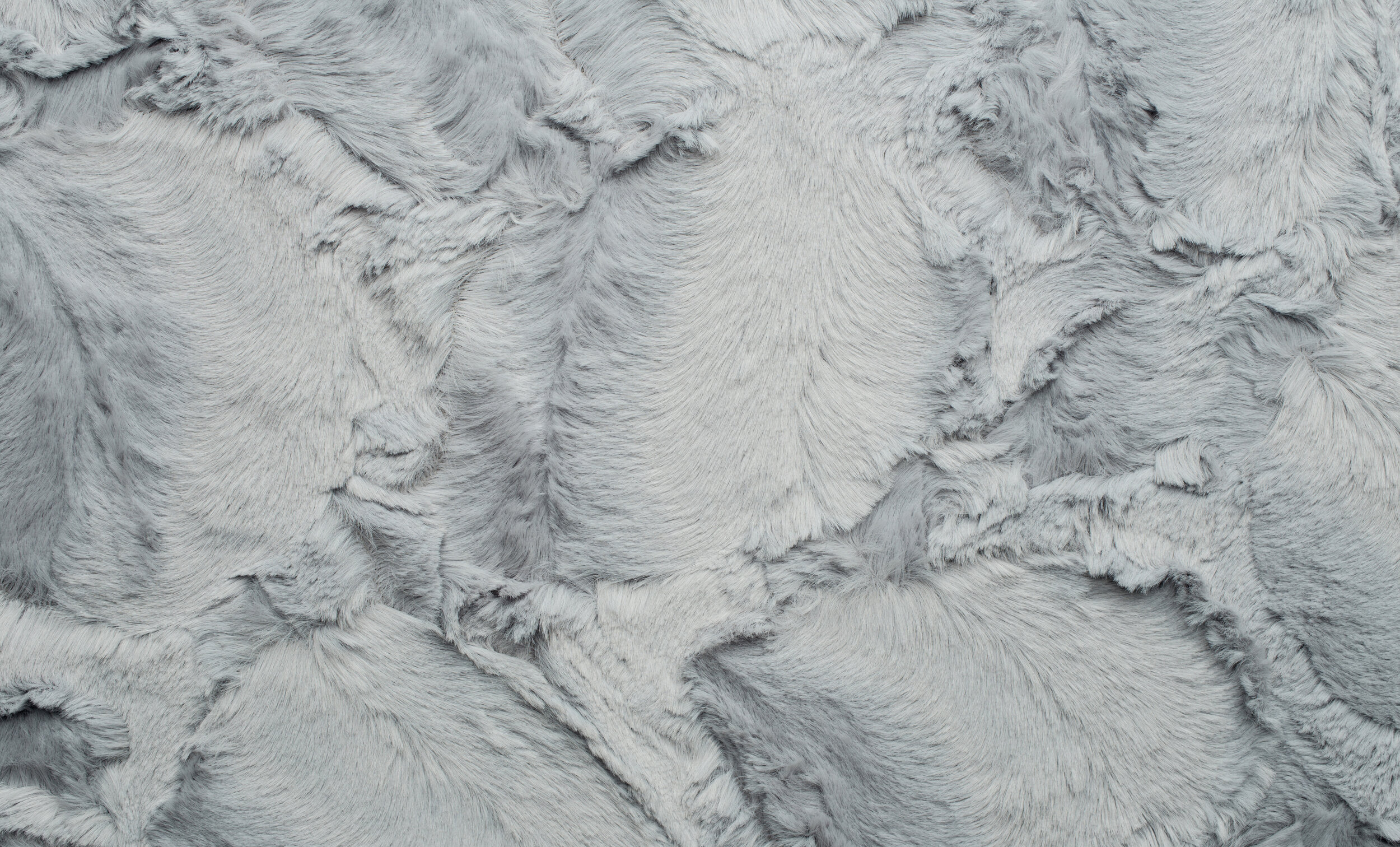 Silver Hide Luxe Cuddle