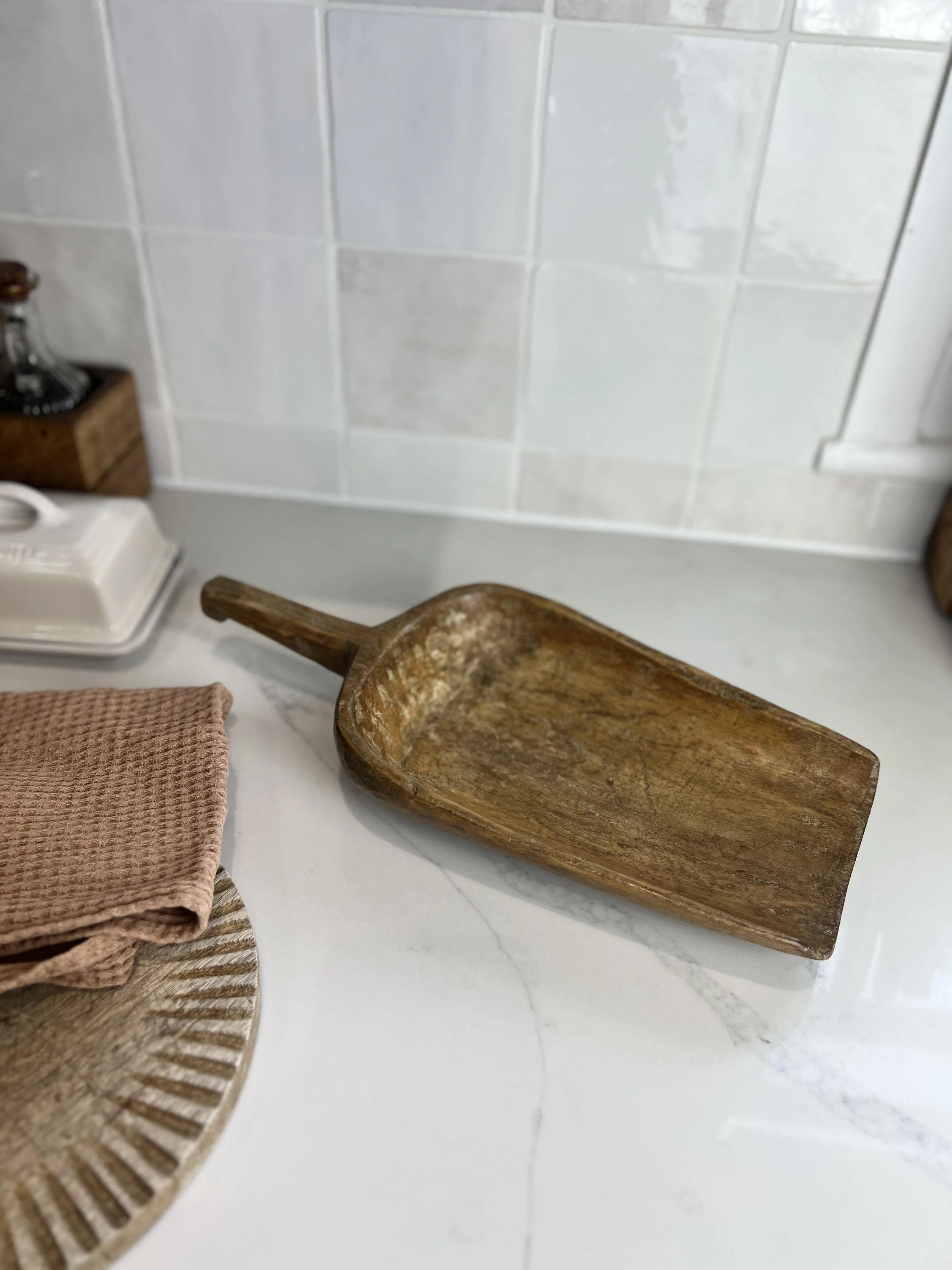 ev-home-antique-wooden-grain-scoop-7.jpg
