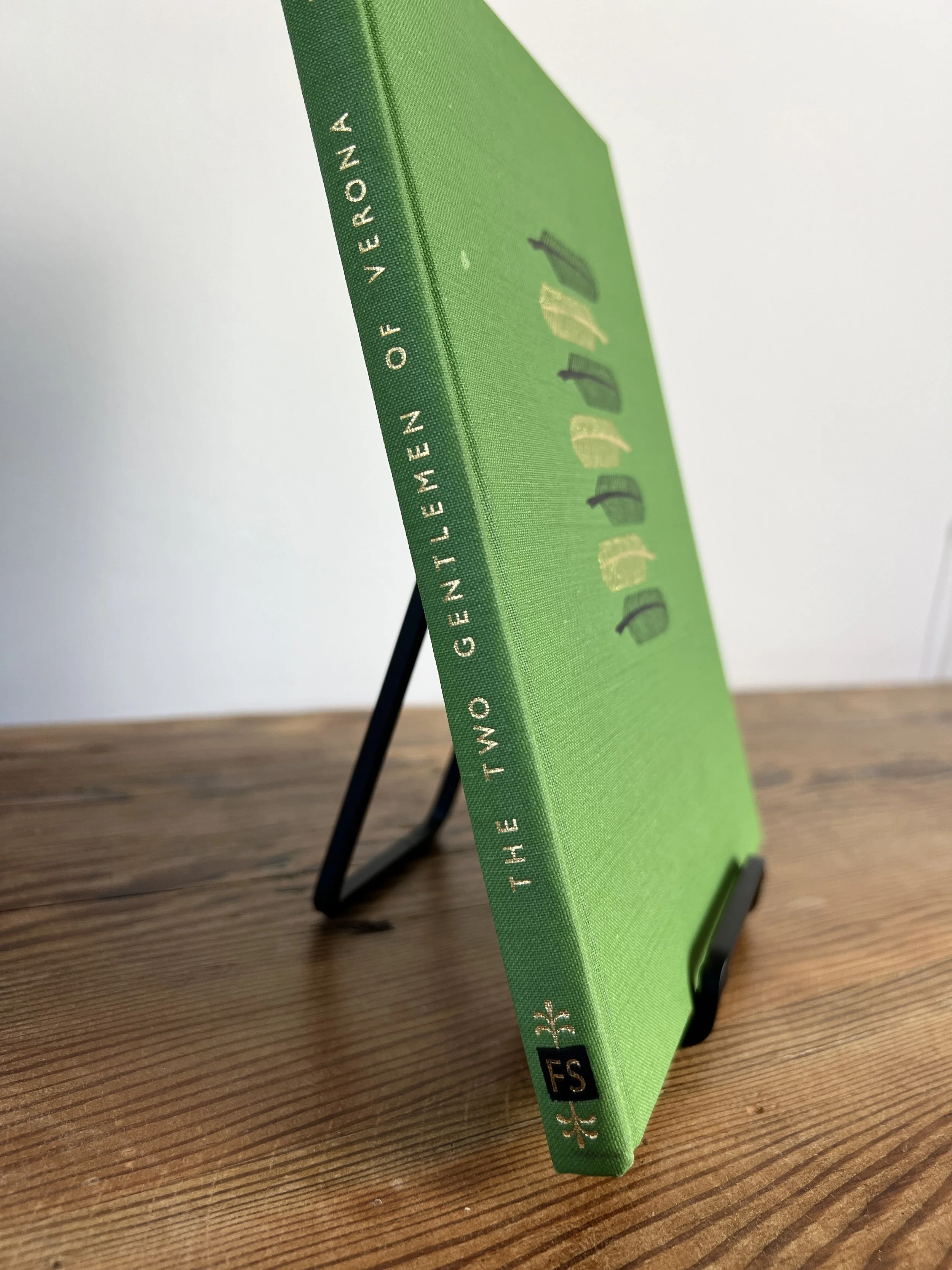 ev-home-vintage-folio-society-book-the-two-gentlemen-of-verona-2.jpg