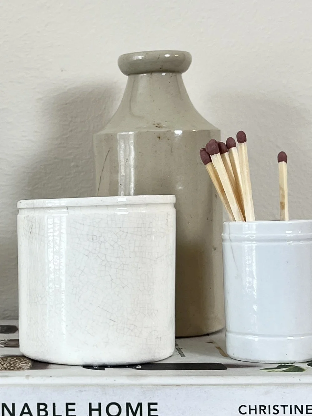 ev-home-vintage-stoneware-pot-cream-trio-B-4.jpg