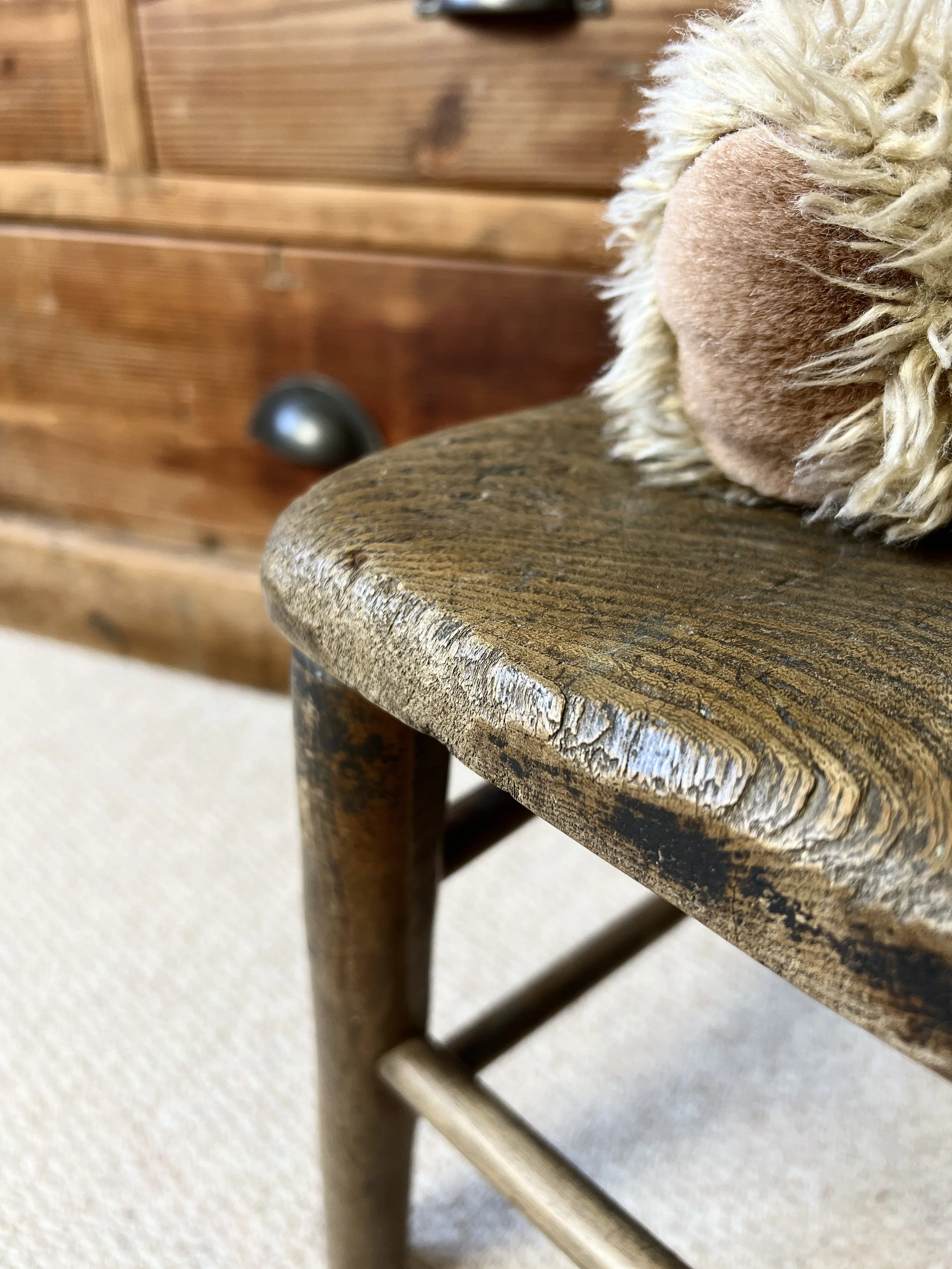 ev-home-vintage-elm-rustic-childrens-chair-3.jpg
