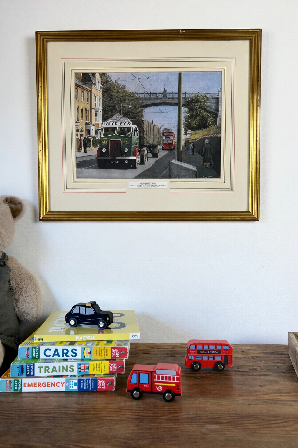 ev-home-vintage-great-british-lorries-framed-print-buckleys-london-bus-1.PNG