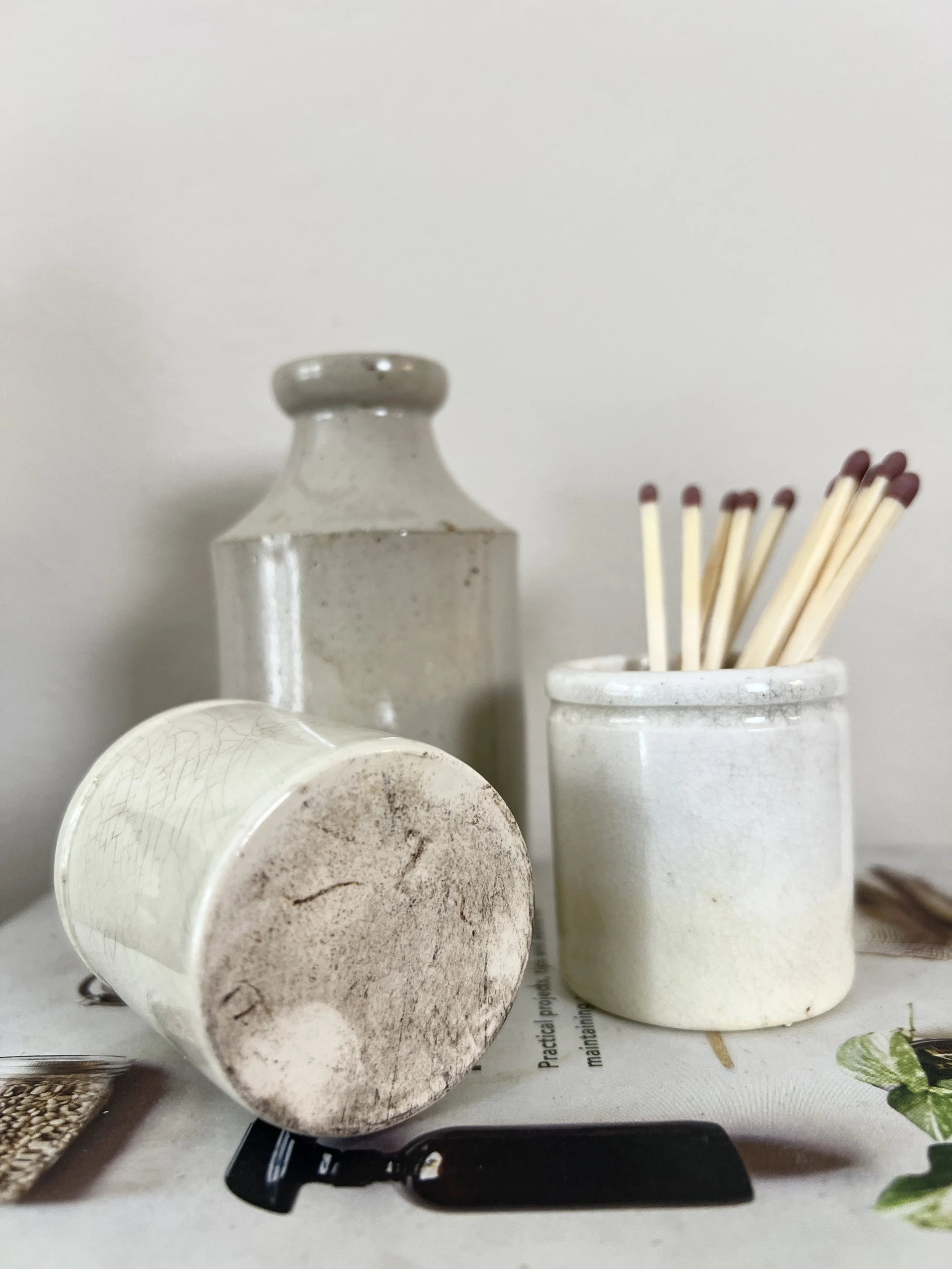 ev-home-vintage-stoneware-pot-cream-trio-C-4.jpg
