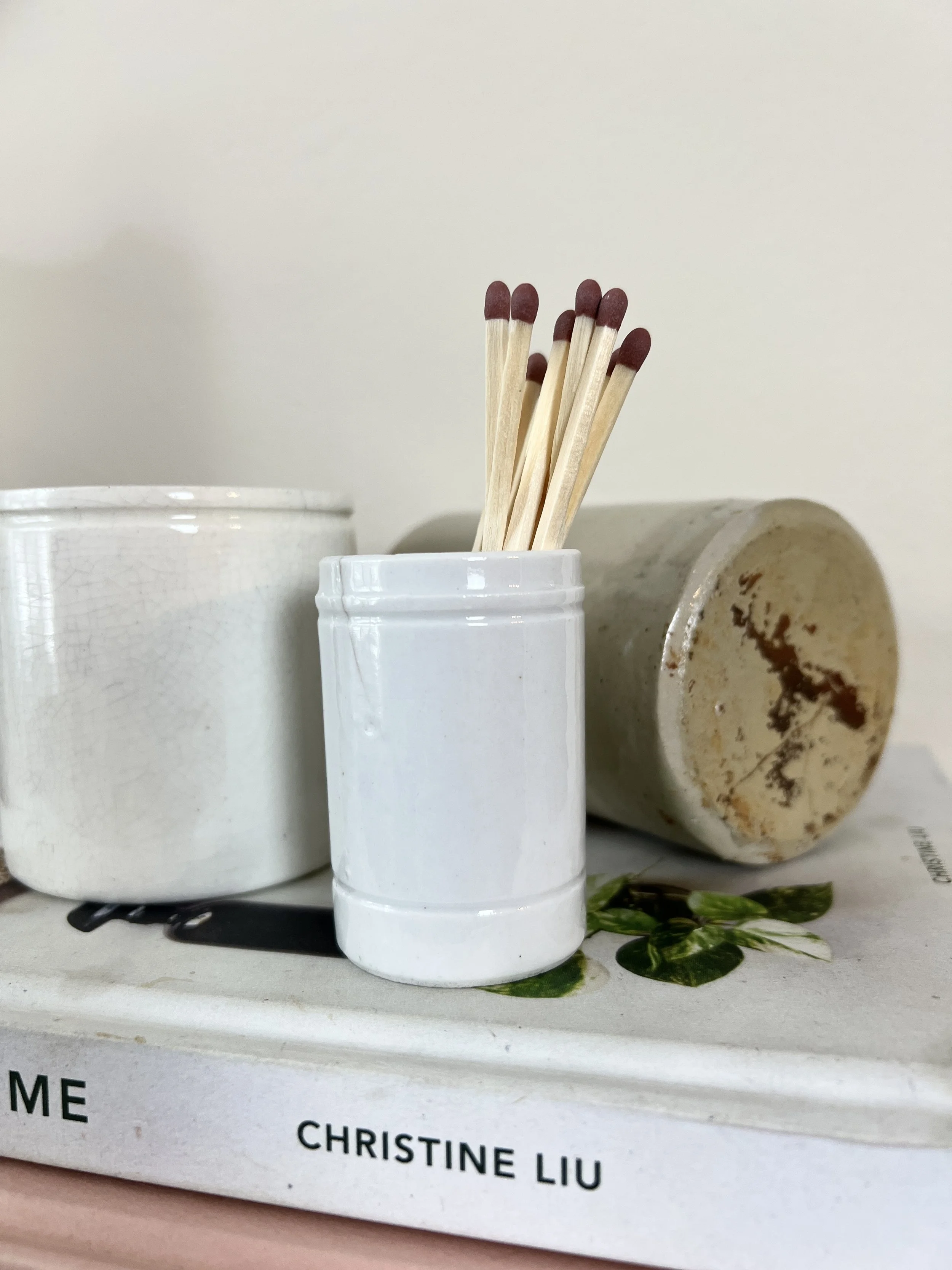 ev-home-vintage-stoneware-pot-cream-trio-B-3.jpg