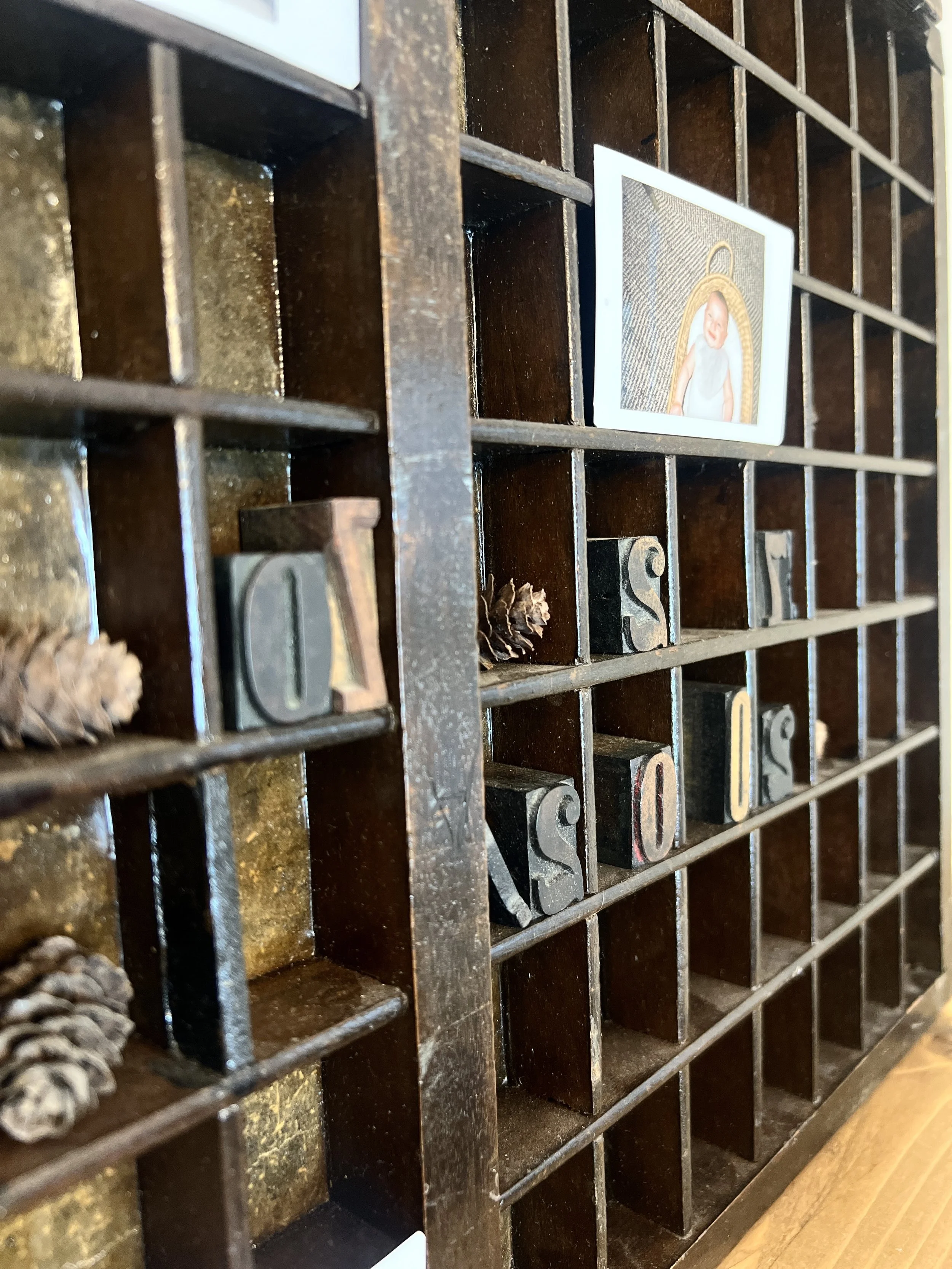 ev-home-vintage-letterpress-tray-3.jpg