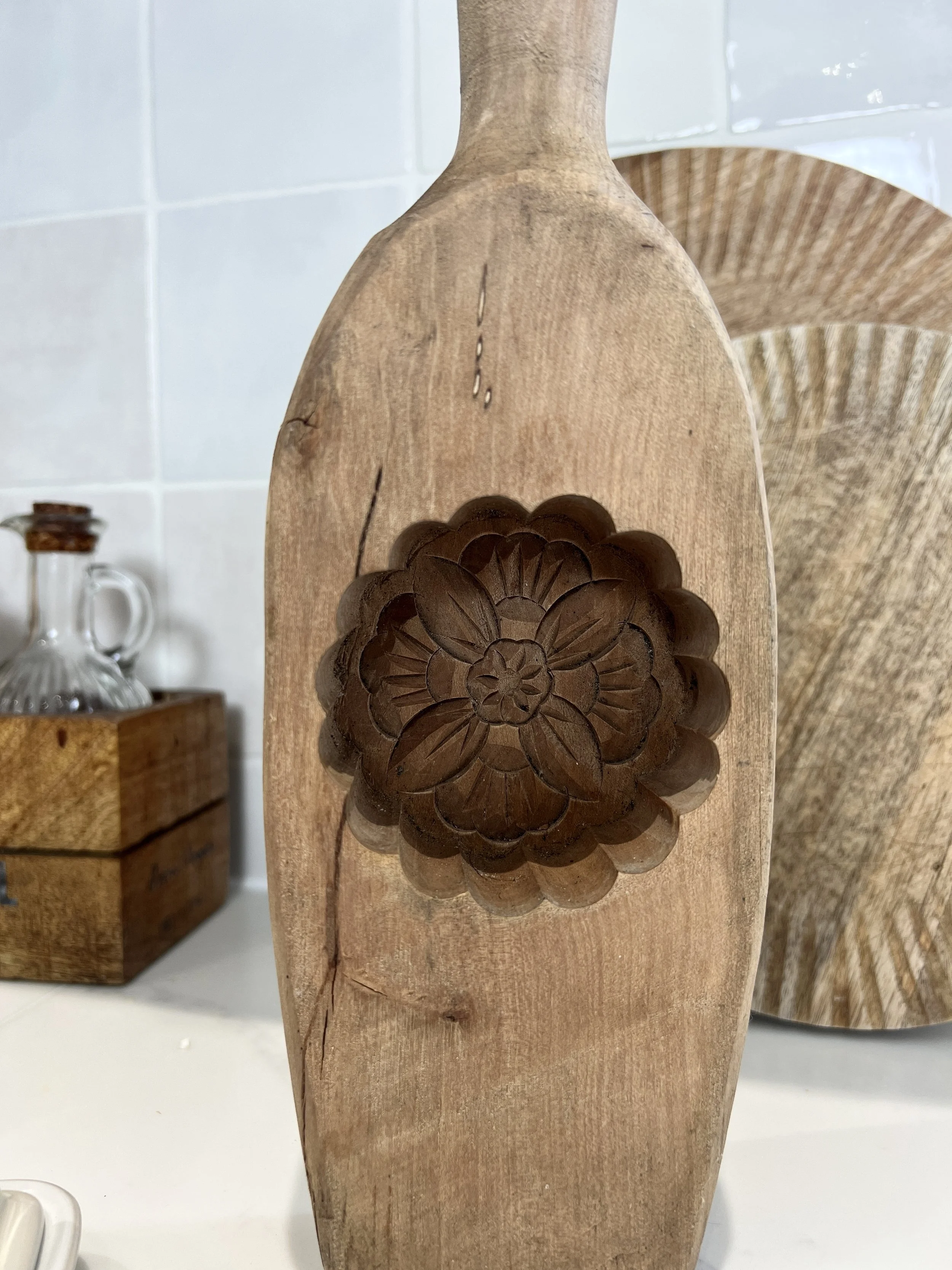 ev-home-vintage-wooden-butter-mould-with-floral-carving-2.jpg