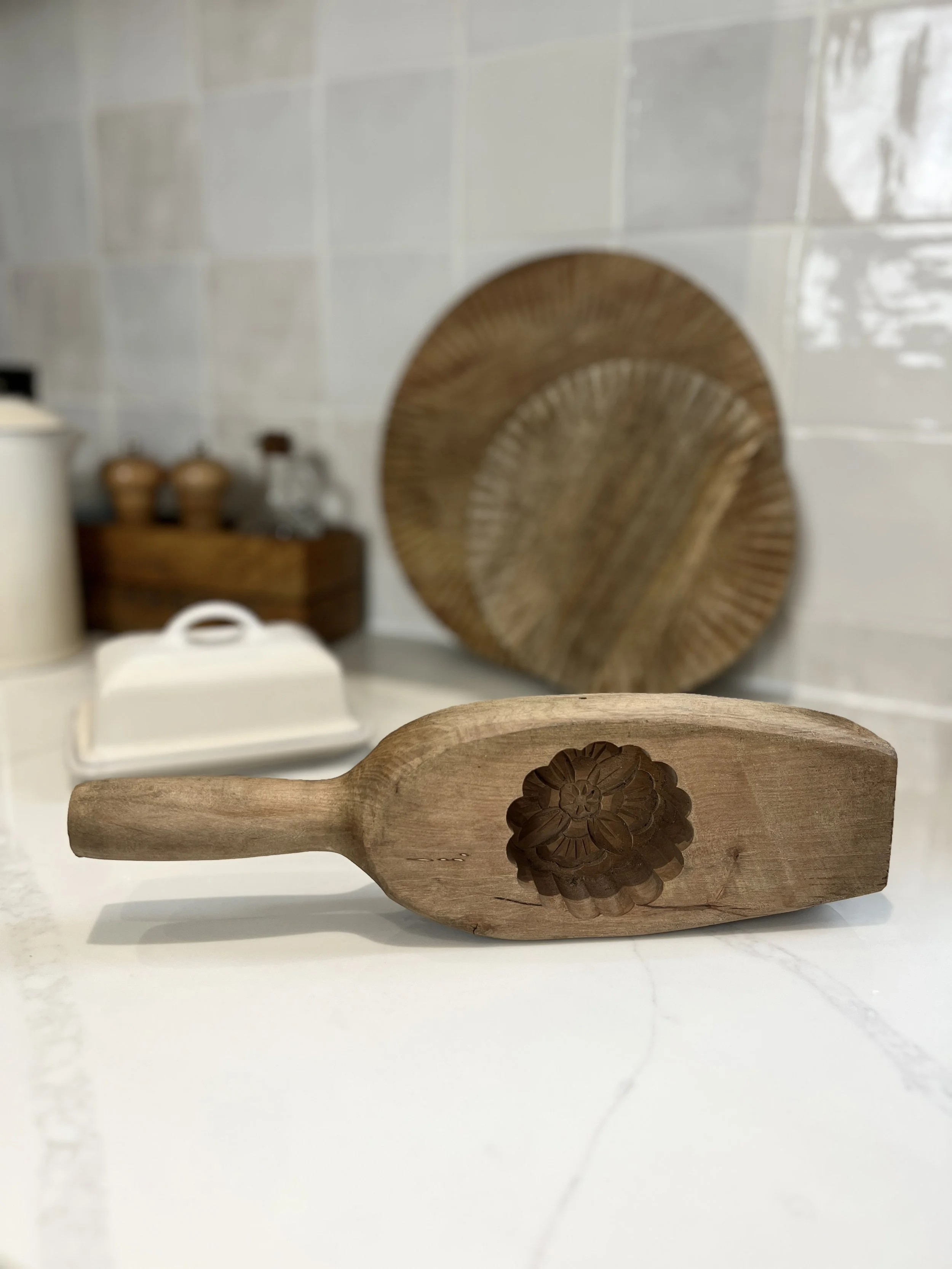 ev-home-vintage-wooden-butter-mould-with-floral-carving-3.jpg