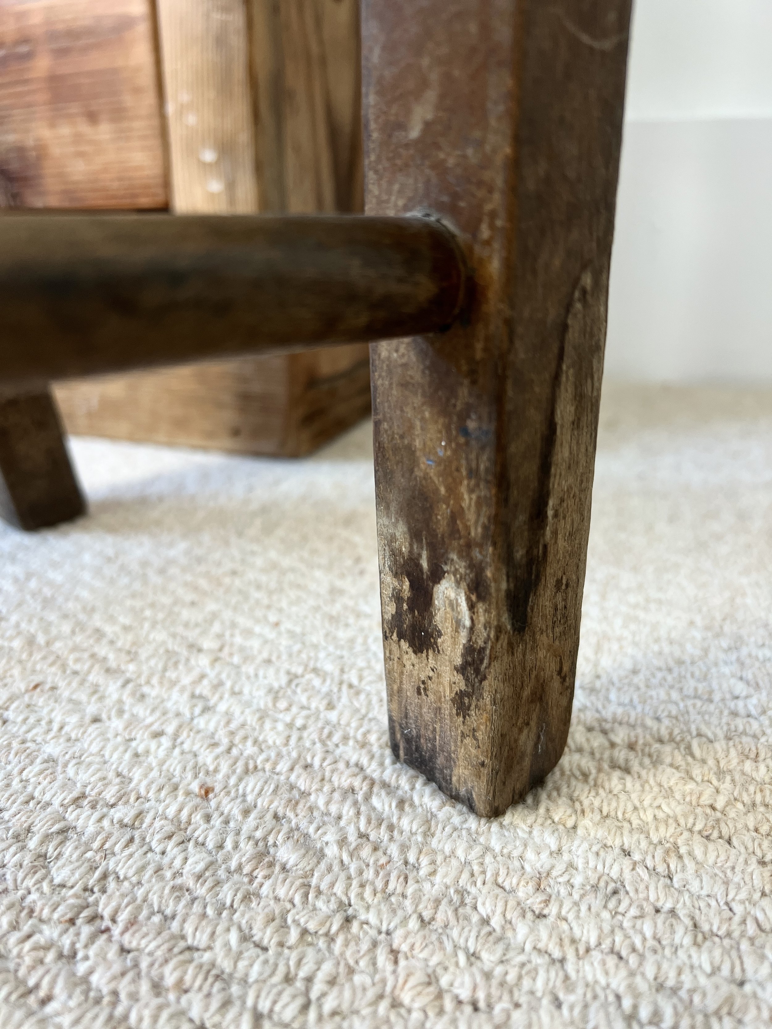 ev-home-vintage-elm-rustic-childrens-chair-4.jpg