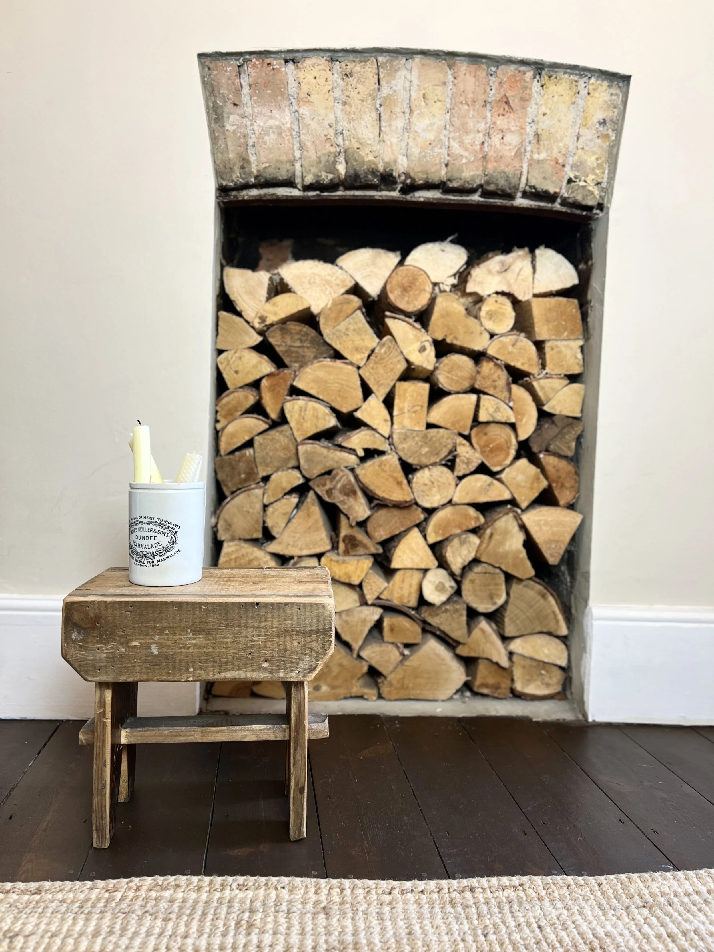 ev-home-rustic-vintage-wooden-stool-3.jpg (Copy)