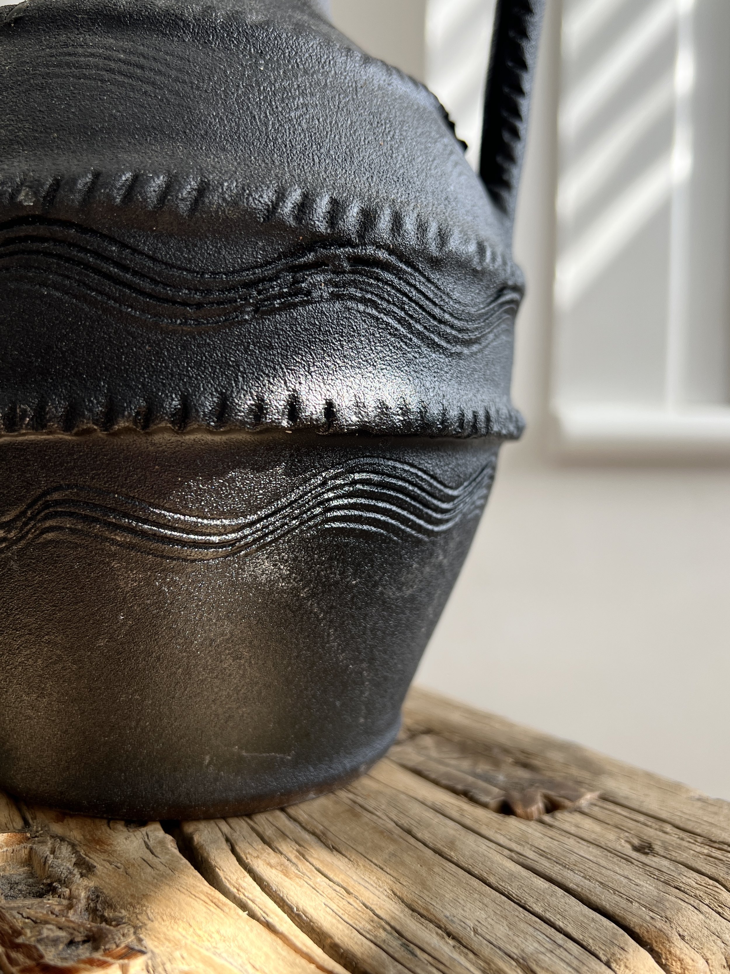 ev-home-vintage-romanian-folk-vase-1.jpg