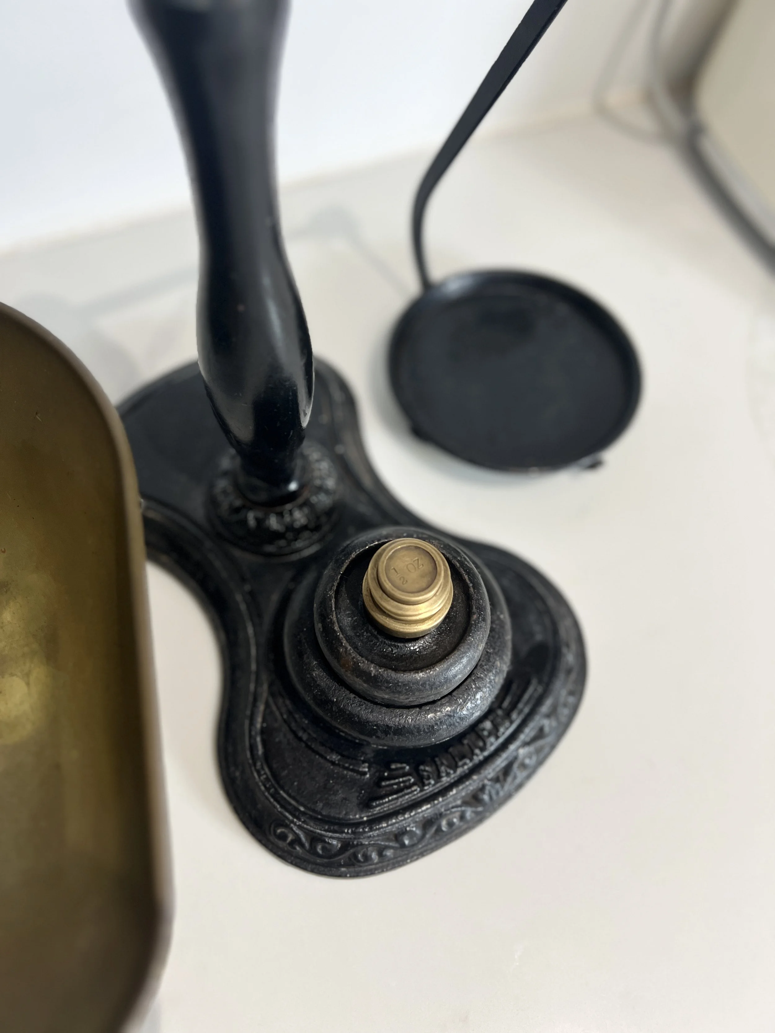 ev-home-vintage-salter-balance-grocer-scales-2.jpg