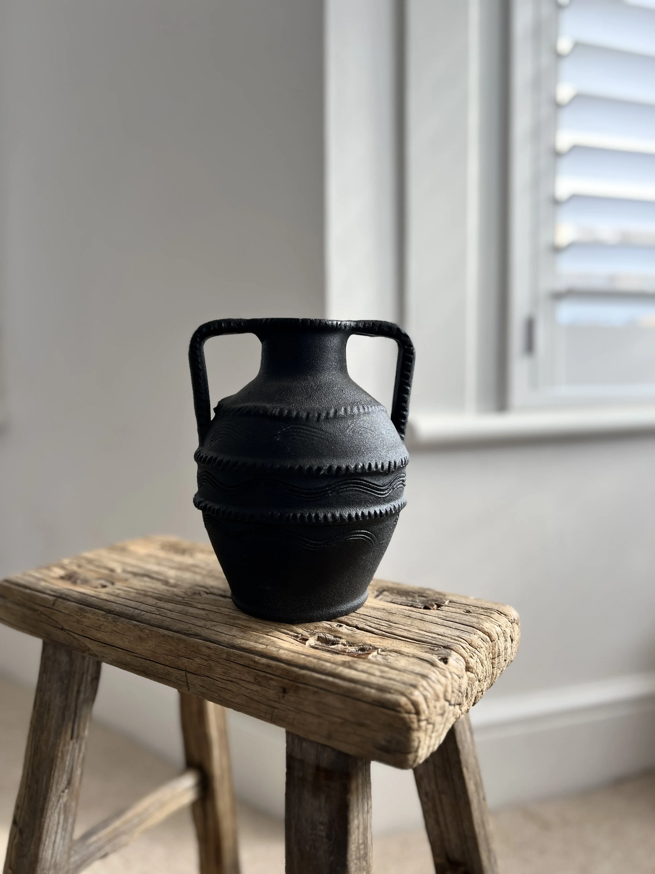 ev-home-vintage-romanian-folk-vase-6.jpg
