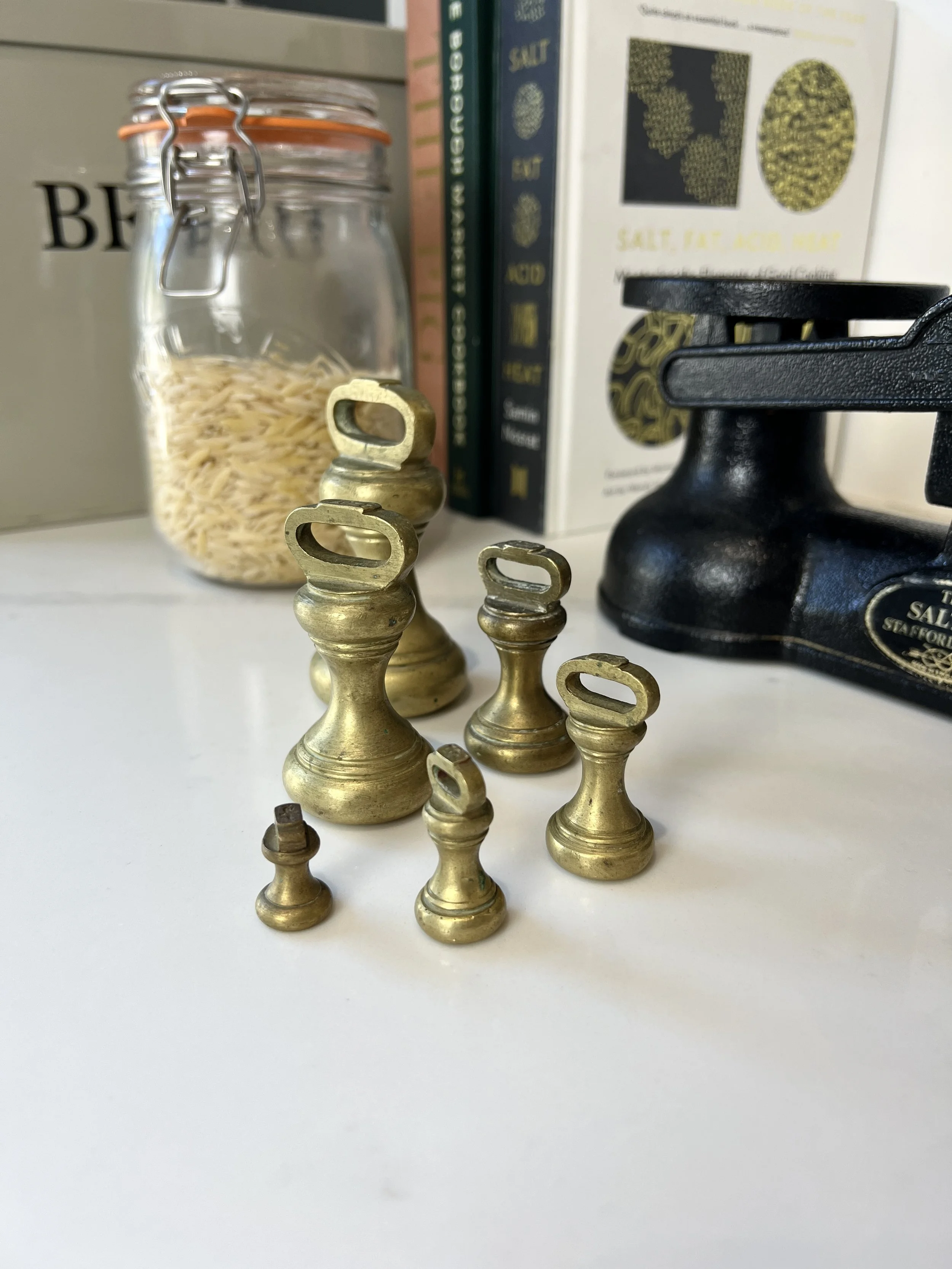ev-home-vintage-salter-staffordshire-cast-iron-scales-brass-weights-6.jpg