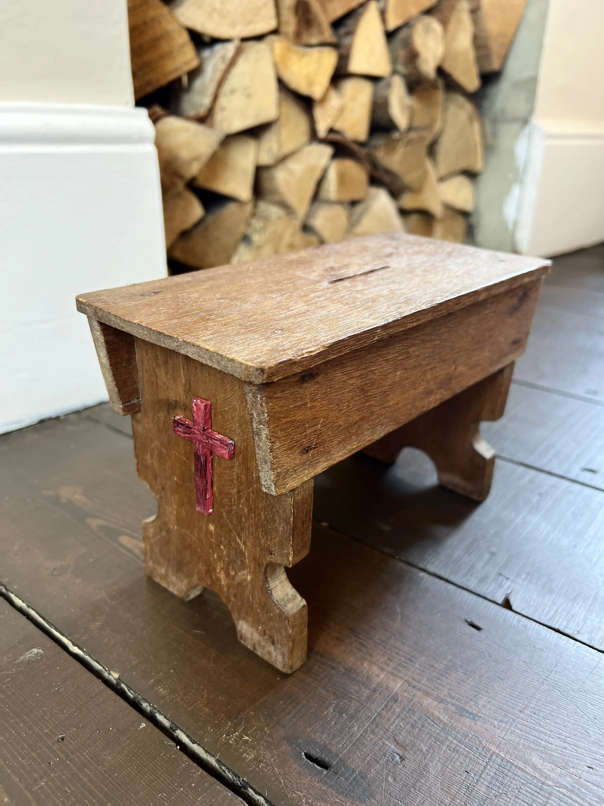 ev-home-vintage-church-collection-money-box-cracket-stool-3.jpg