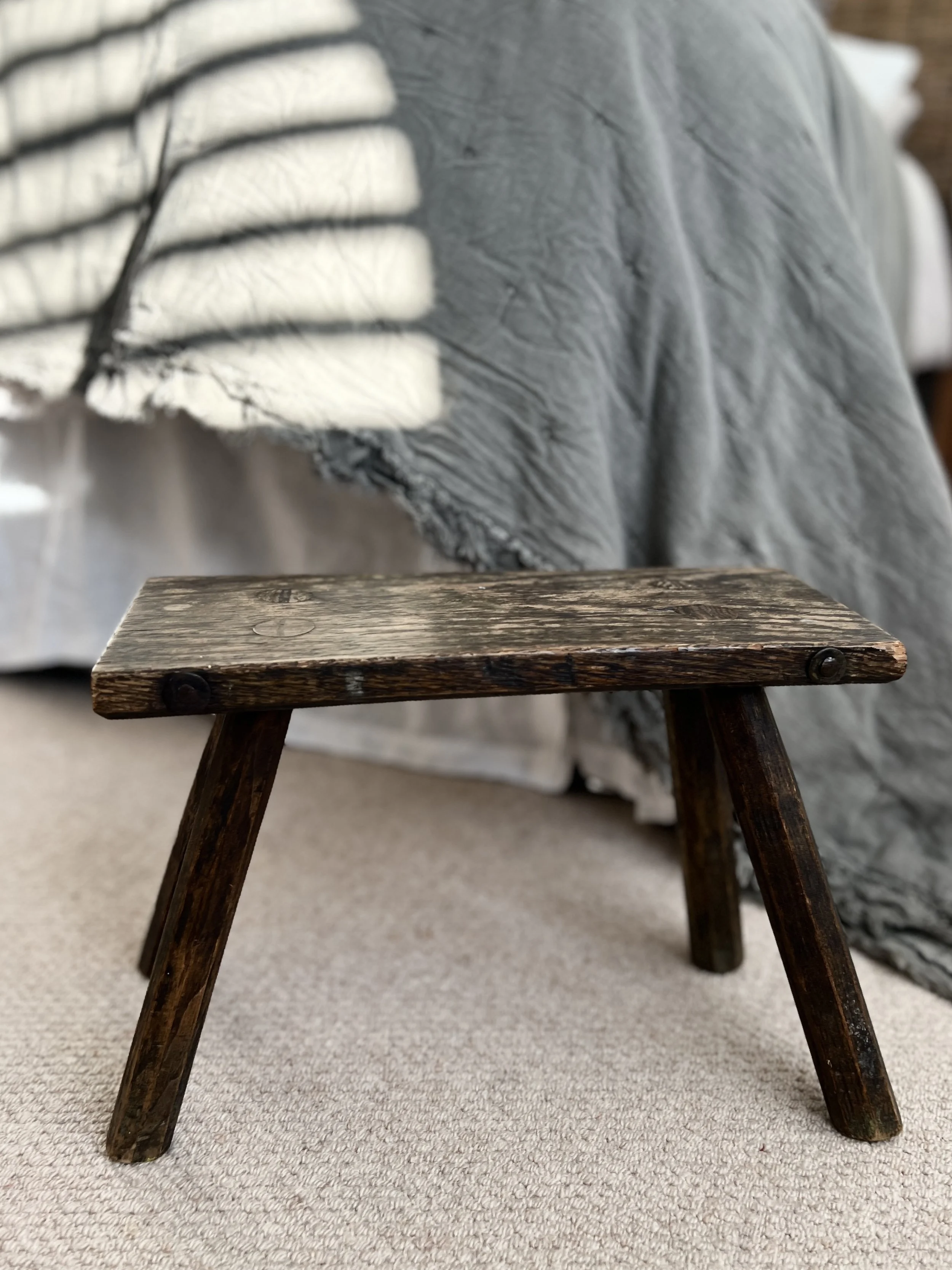 ev-home-victorian-rustic-wooden-stool-7.jpg