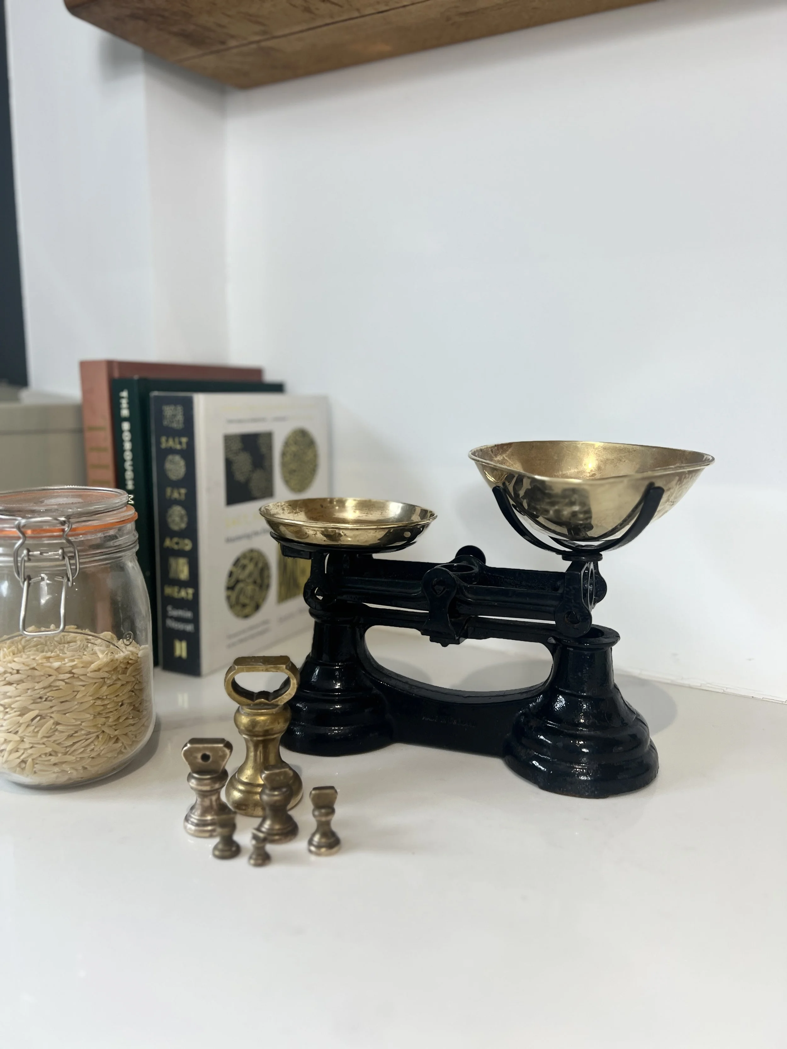 ev-home-vintage-cast-iron-scales-and-weights-5.jpg