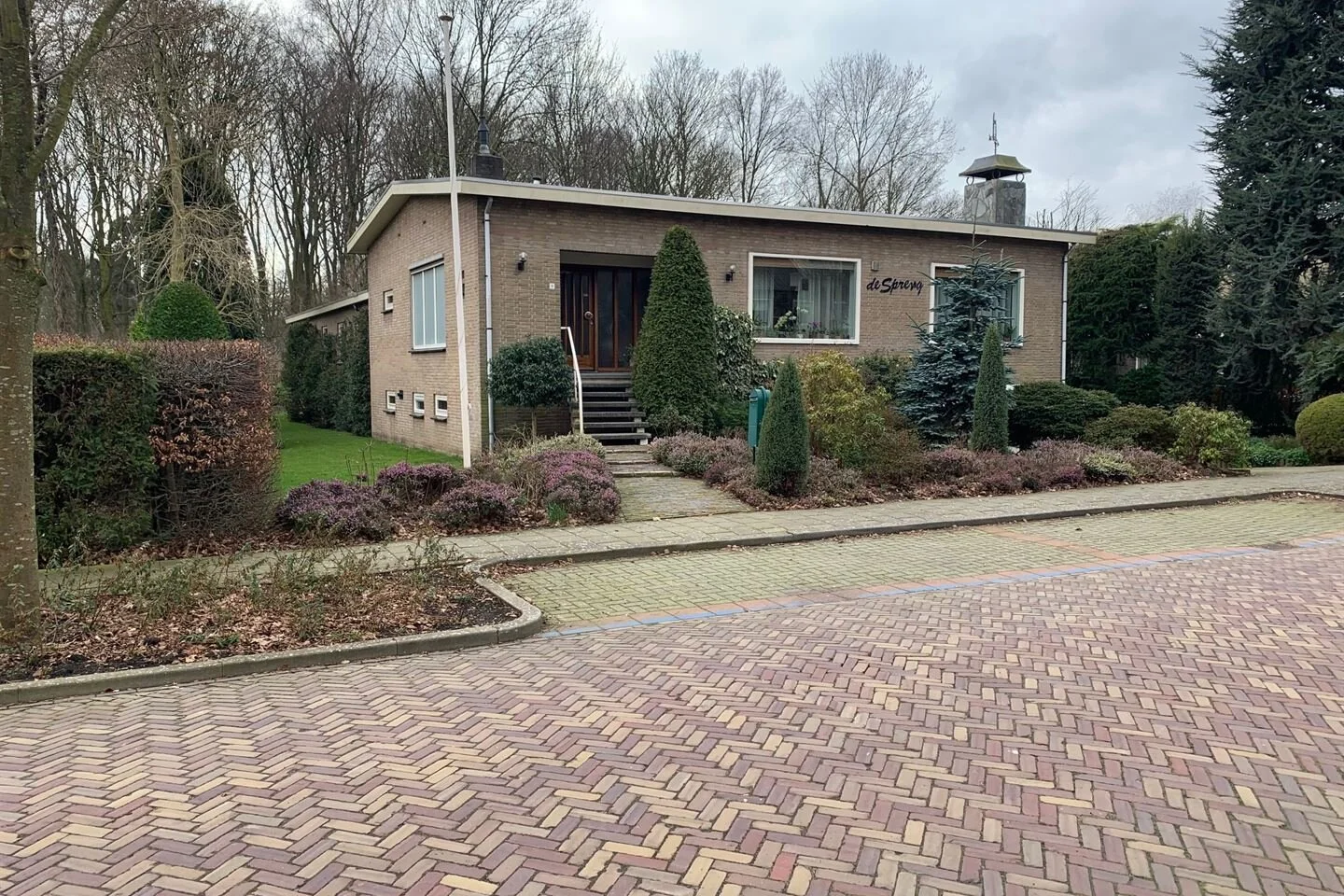 Anna van Burenlaan 9 - Alphen aan den Rijn