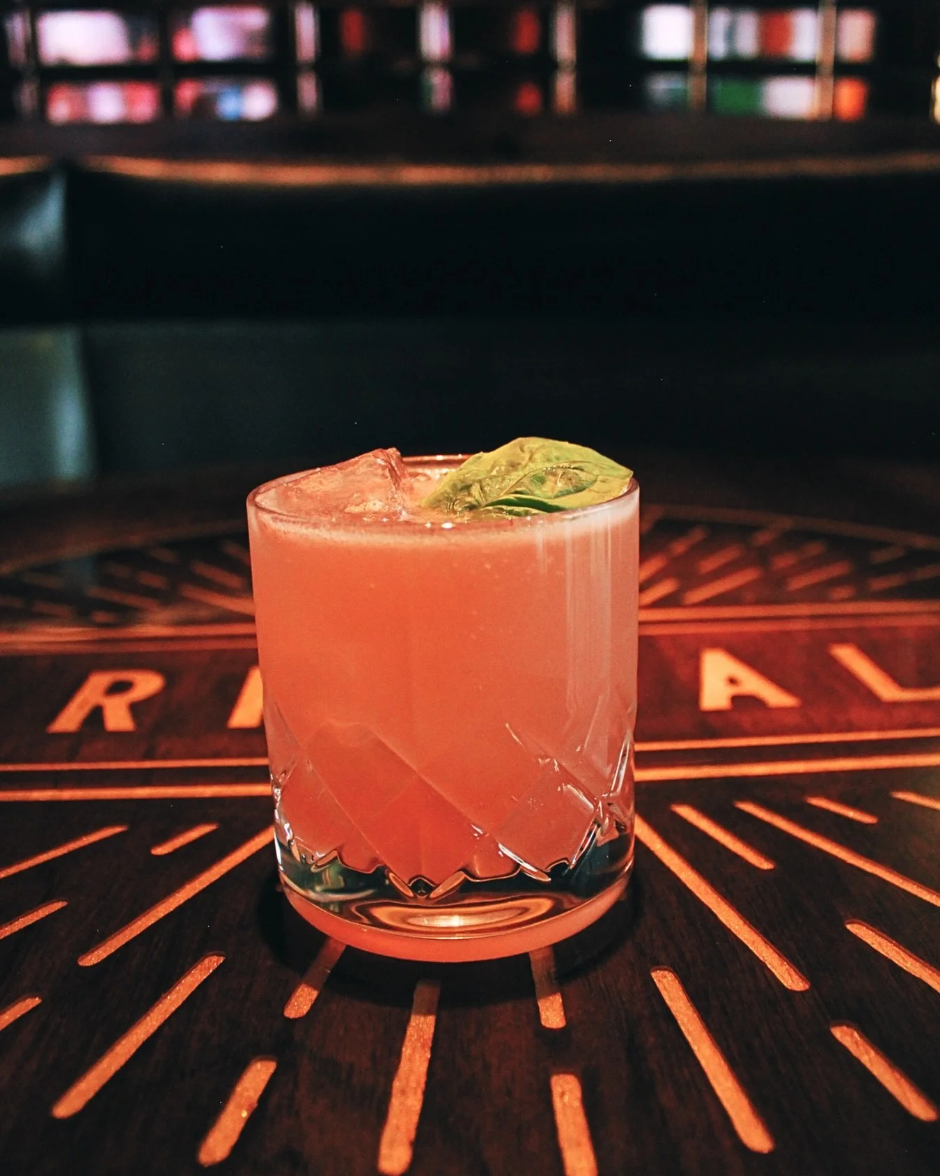 Basil + watermelon = magic in a glass 🍉 🌿