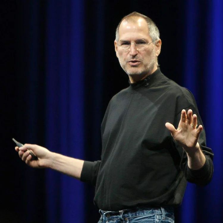 介紹 Steve Jobs 的黑色高領衫(參考P.95) -