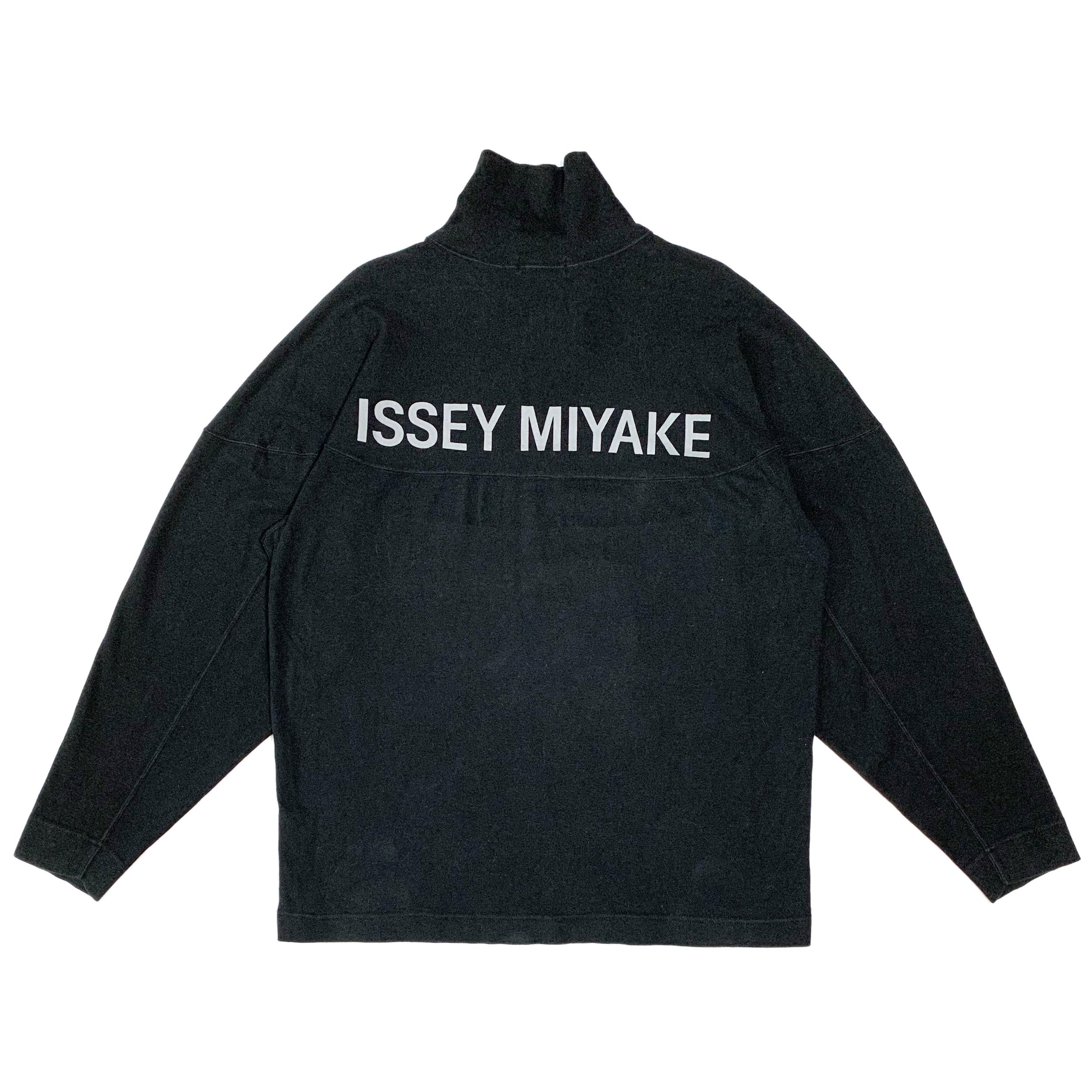 Issey Miyake — My Clothing Archive