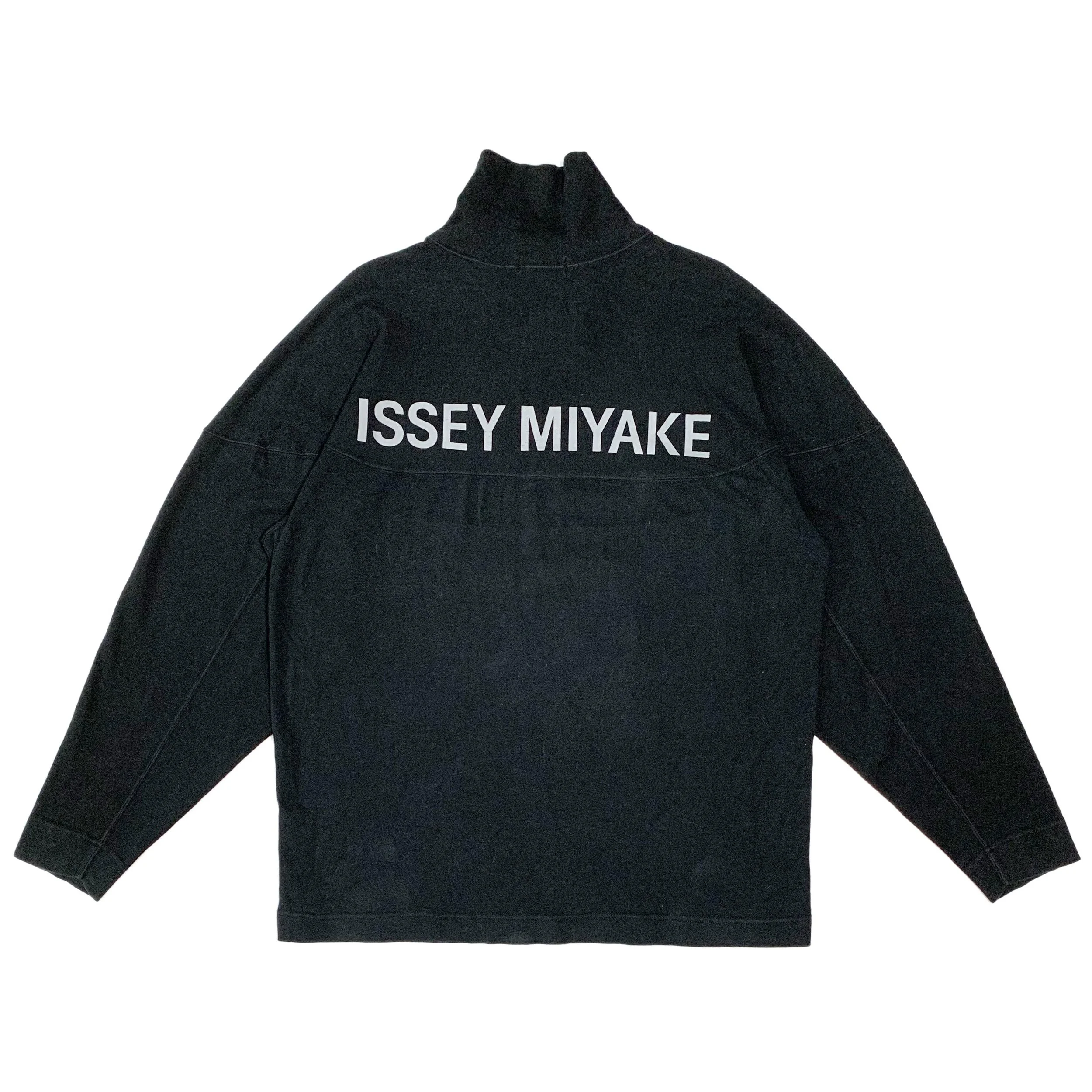 Back Logo Cotton Turtleneck/Polo T-Shirt — My Clothing Archive