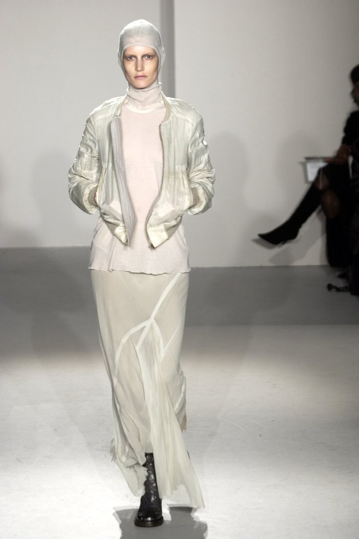 collections_cover_RICK_OWENS_FW02_SPARROWS_RUNWAY_01.jpeg