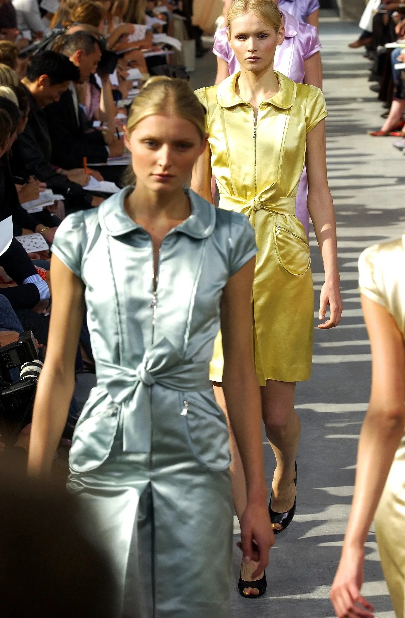 00020h-louis-vuitton-spring-2003-ready-to-wear-christelle-lefranc-inga-eriksdottir-WOMEN.jpeg