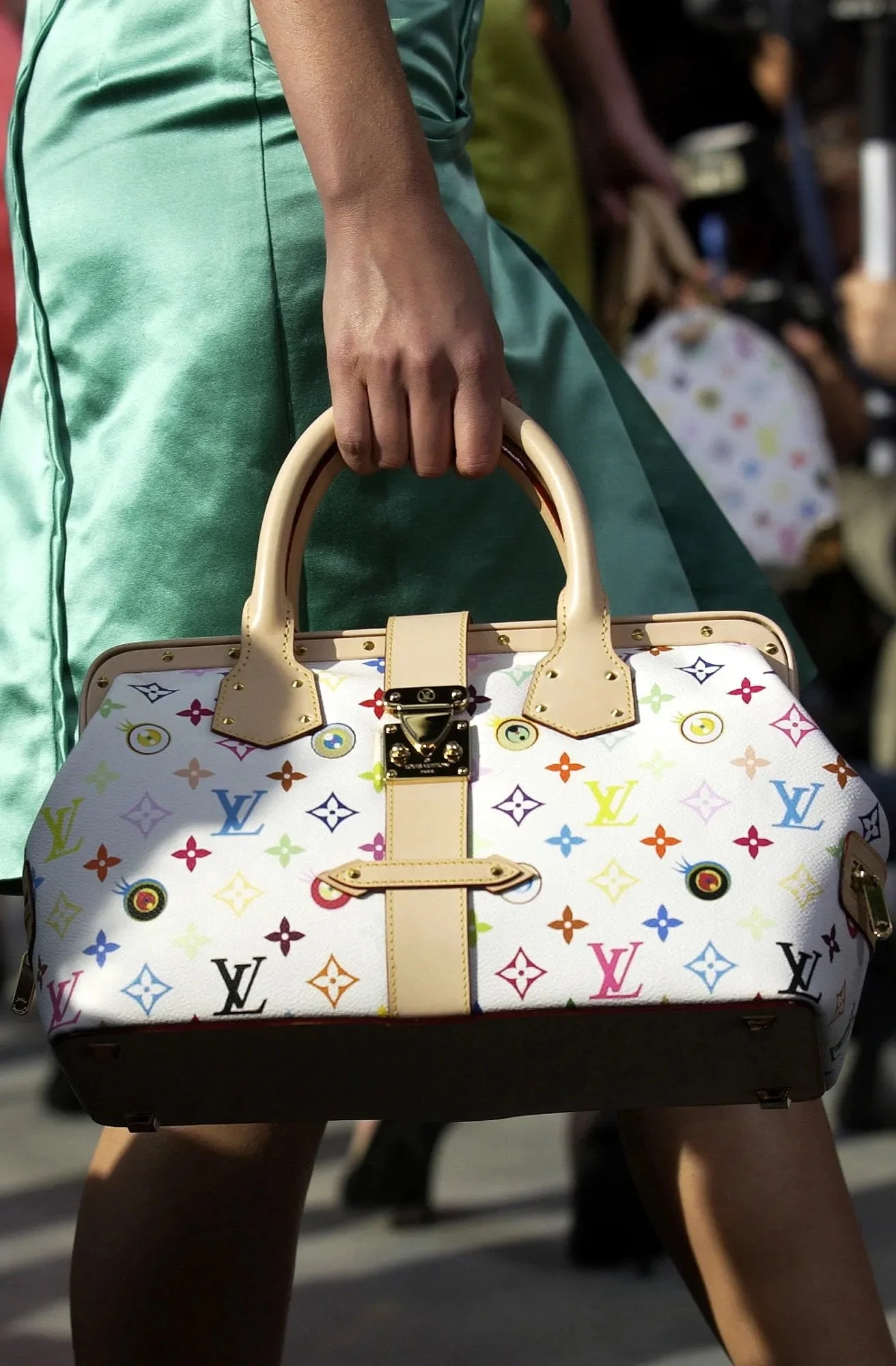 00090h-louis-vuitton-spring-2003-ready-to-wear-detail.jpeg