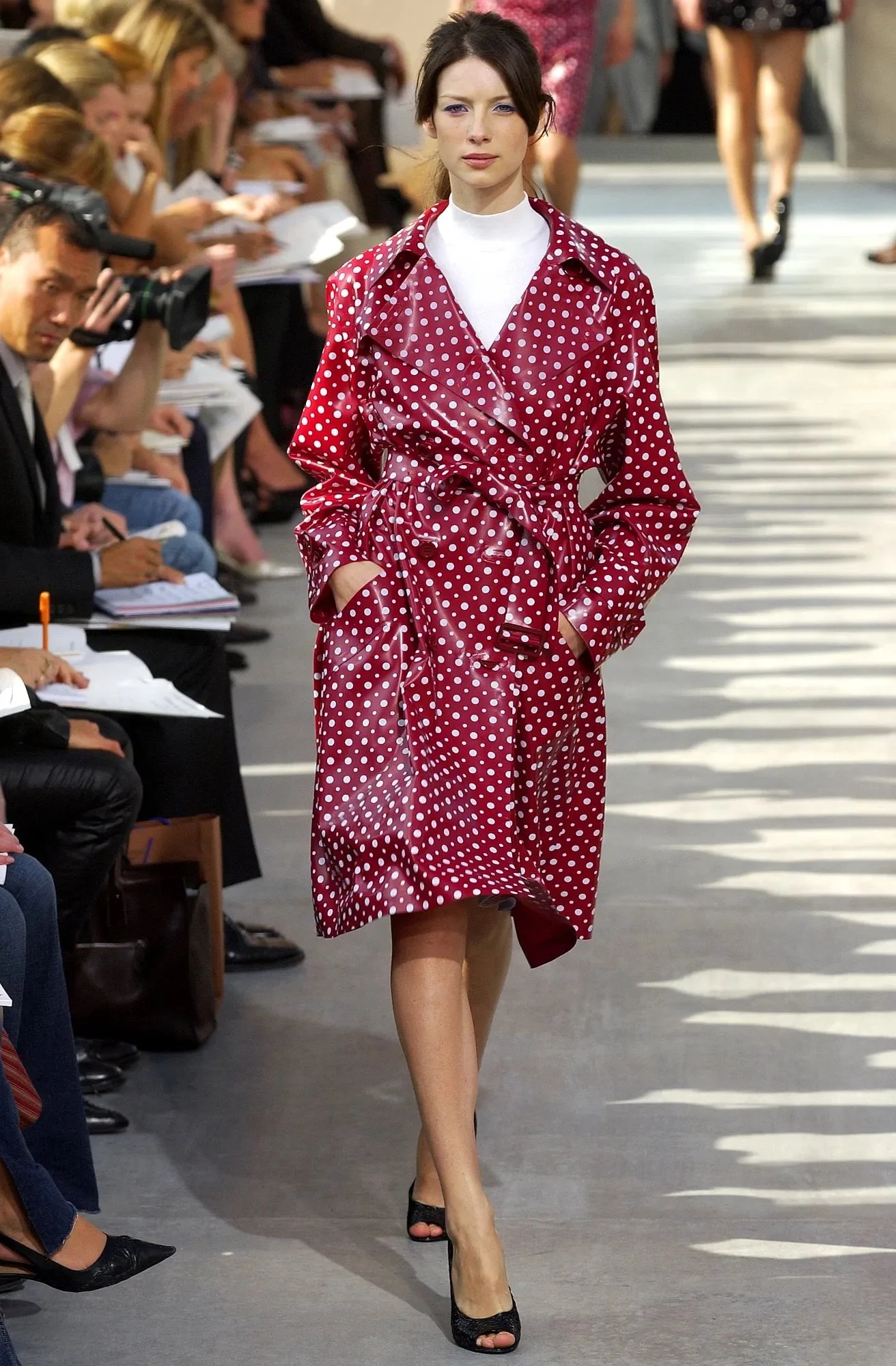 00250h-louis-vuitton-spring-2003-ready-to-wear-caitriona-balfe.jpeg