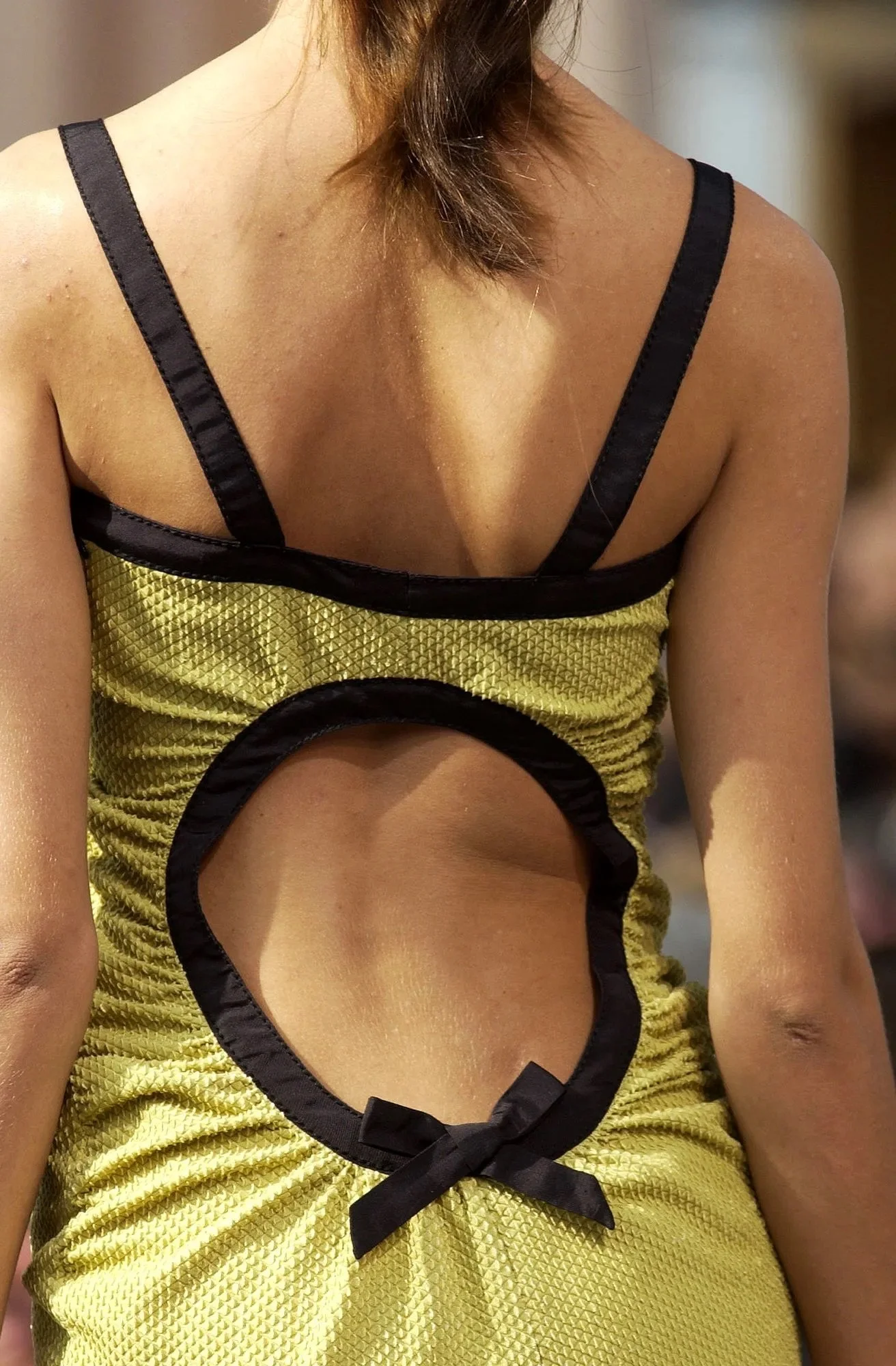 00510h-2-louis-vuitton-spring-2003-ready-to-wear-detail.jpeg