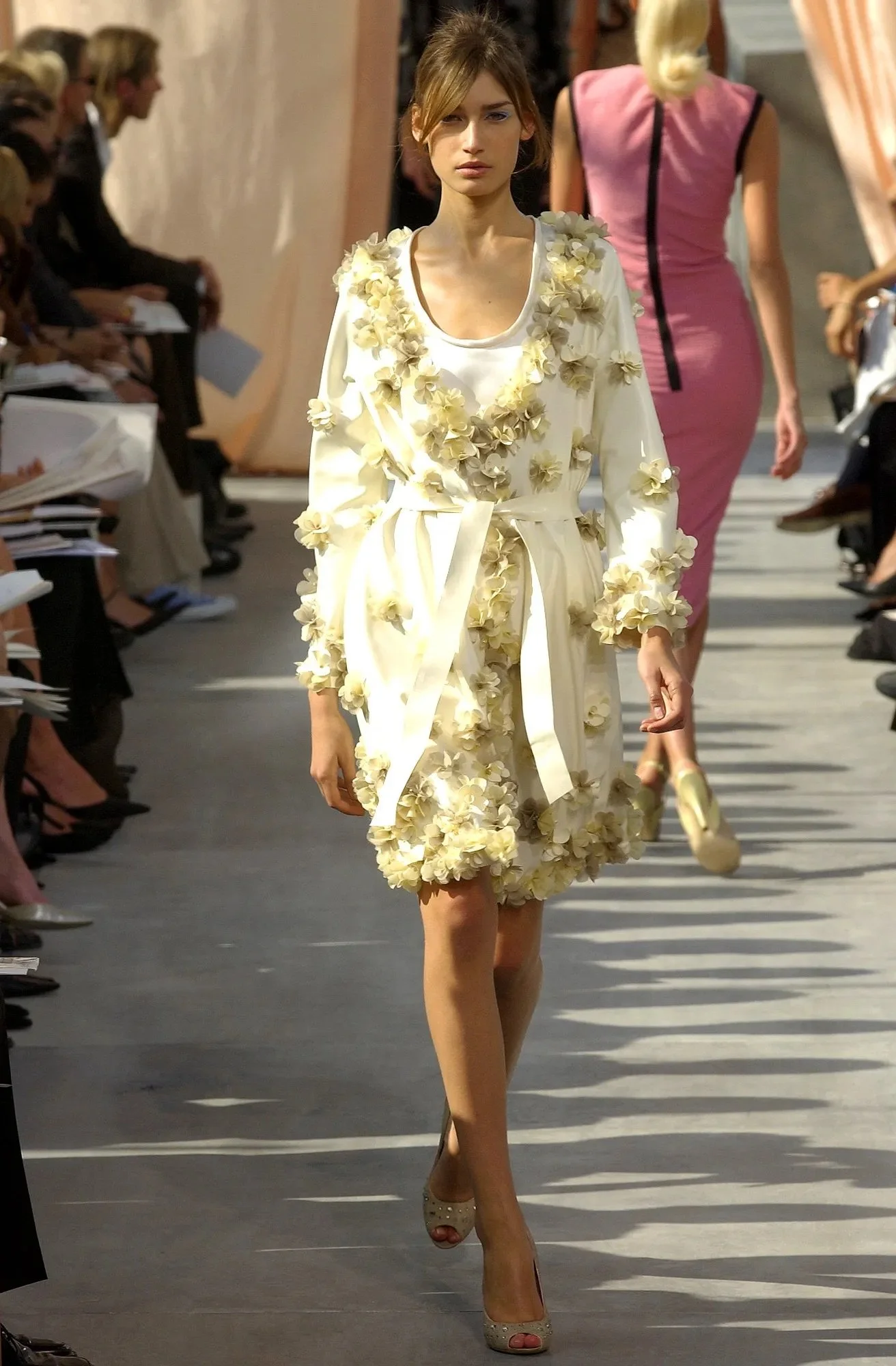 00550h-louis-vuitton-spring-2003-ready-to-wear-eugenia-volodina.jpeg