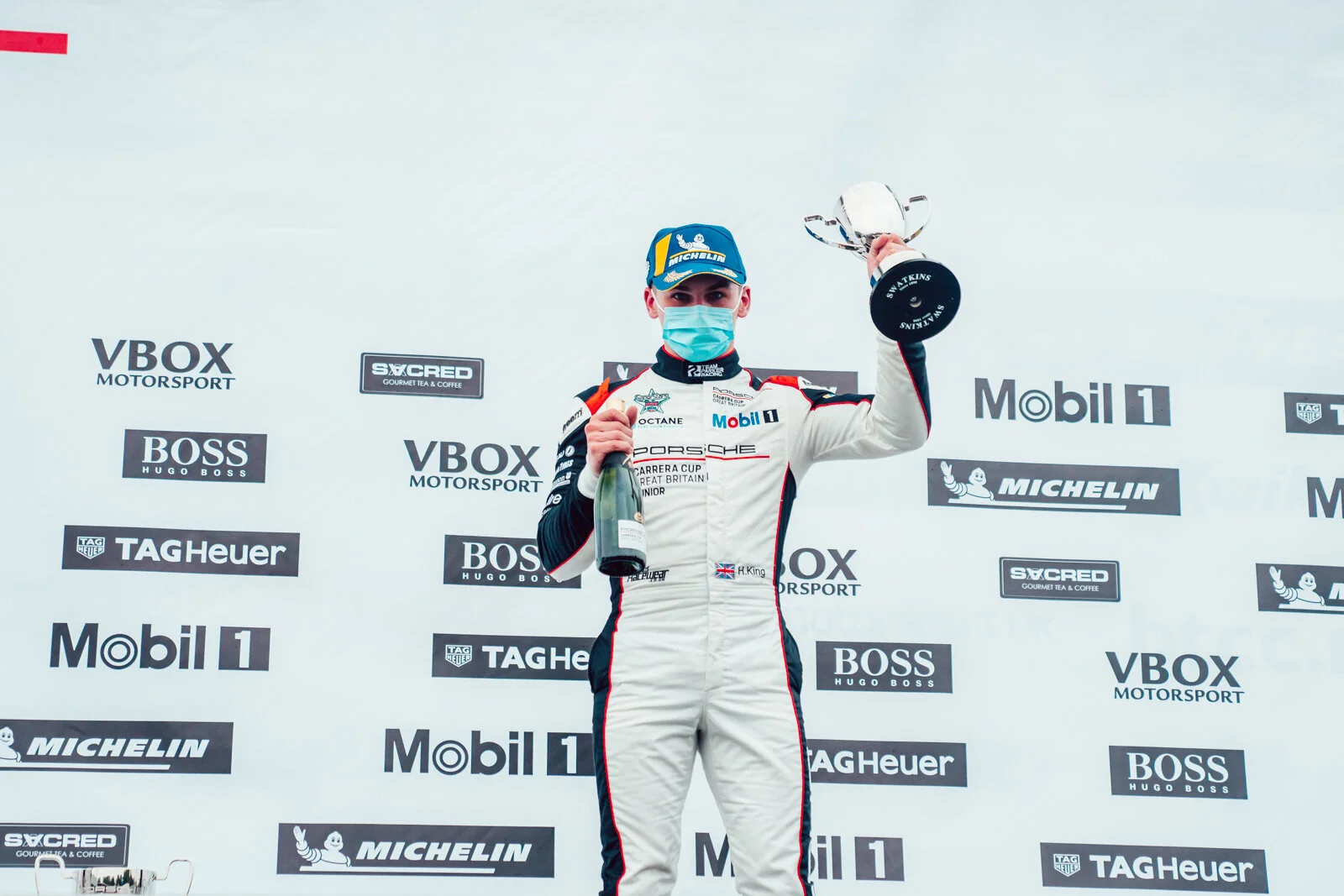 Harry King fights back for Brands Hatch podium