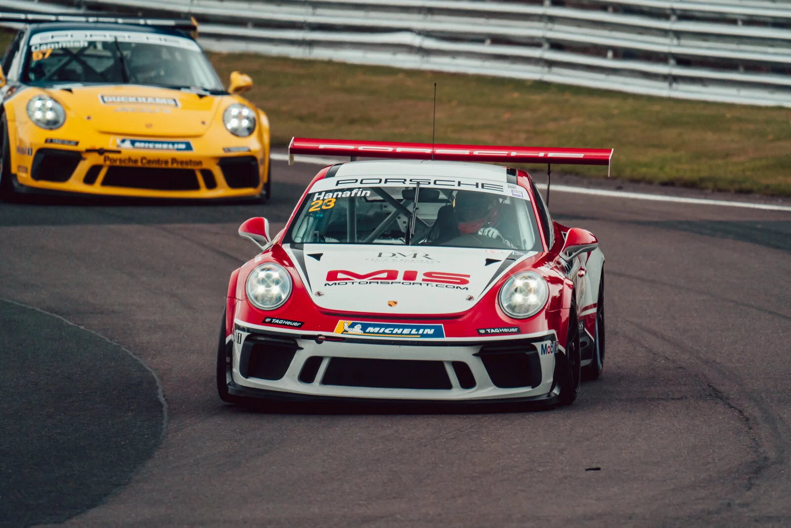 Hanafin and Jewiss win as championship fight intensifies