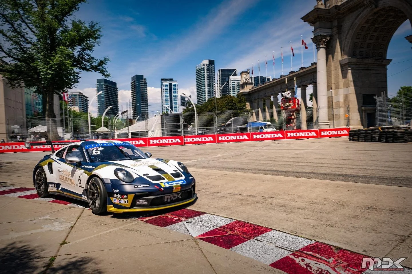Estep Porsche perfectly in step with Toronto street course