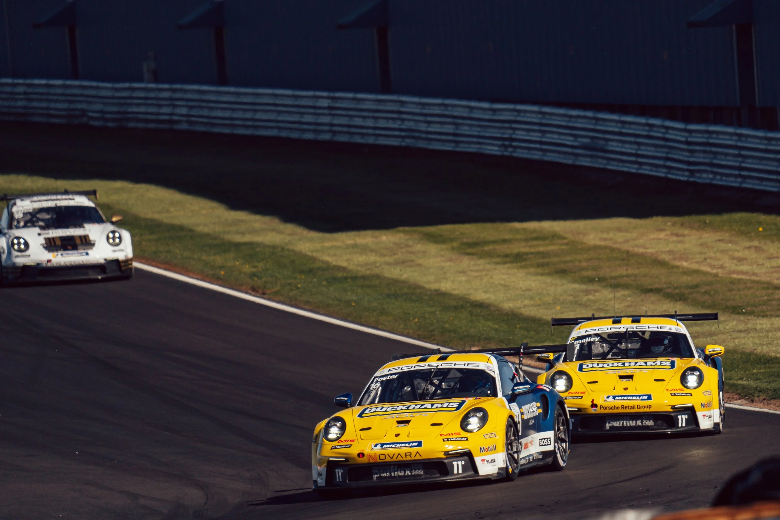 Duckhams Yuasa Racing claims dominant victory to open Porsche Carrera Cup GB season