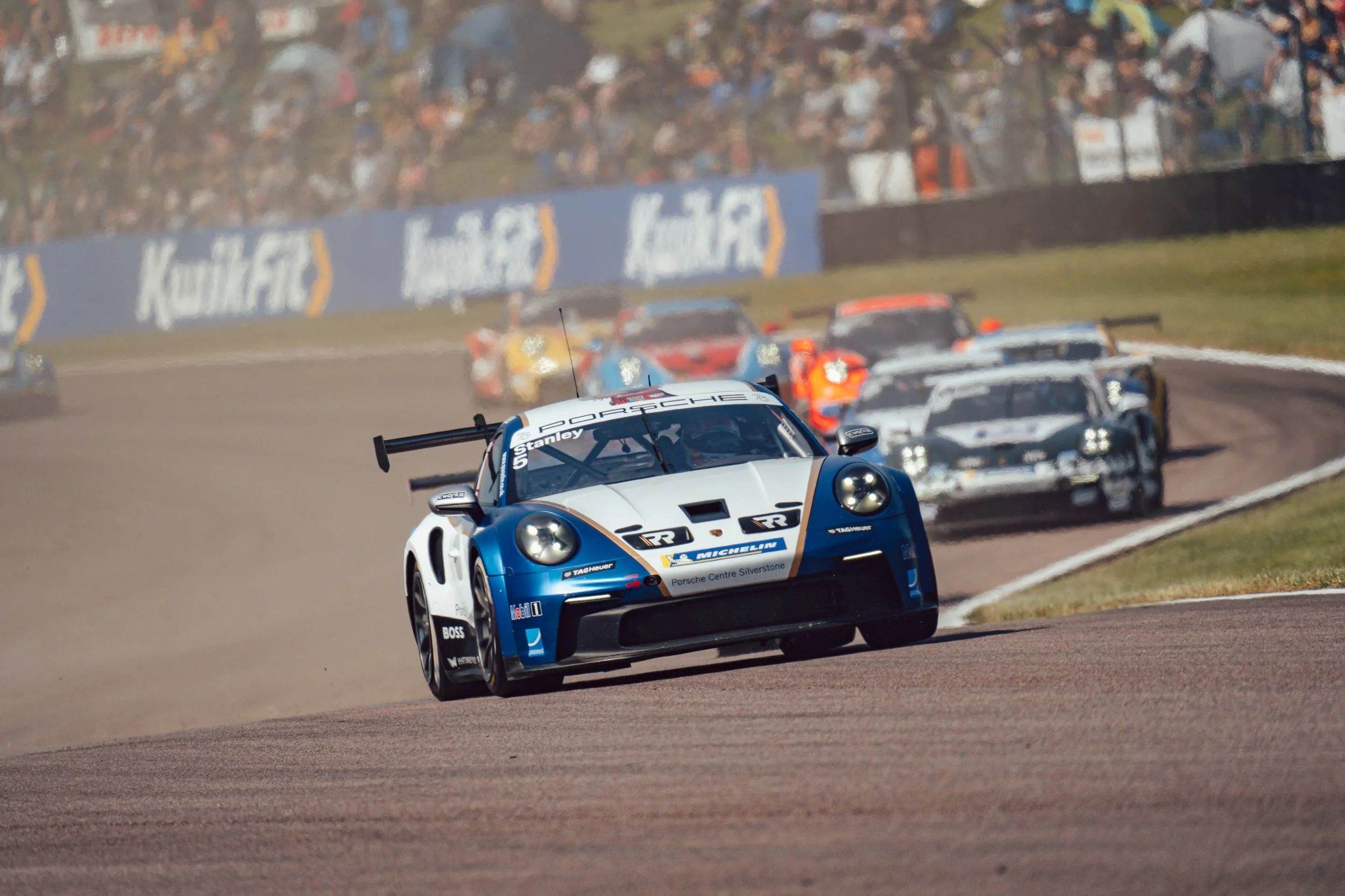 Richardson Racing extends winning run at Thruxton