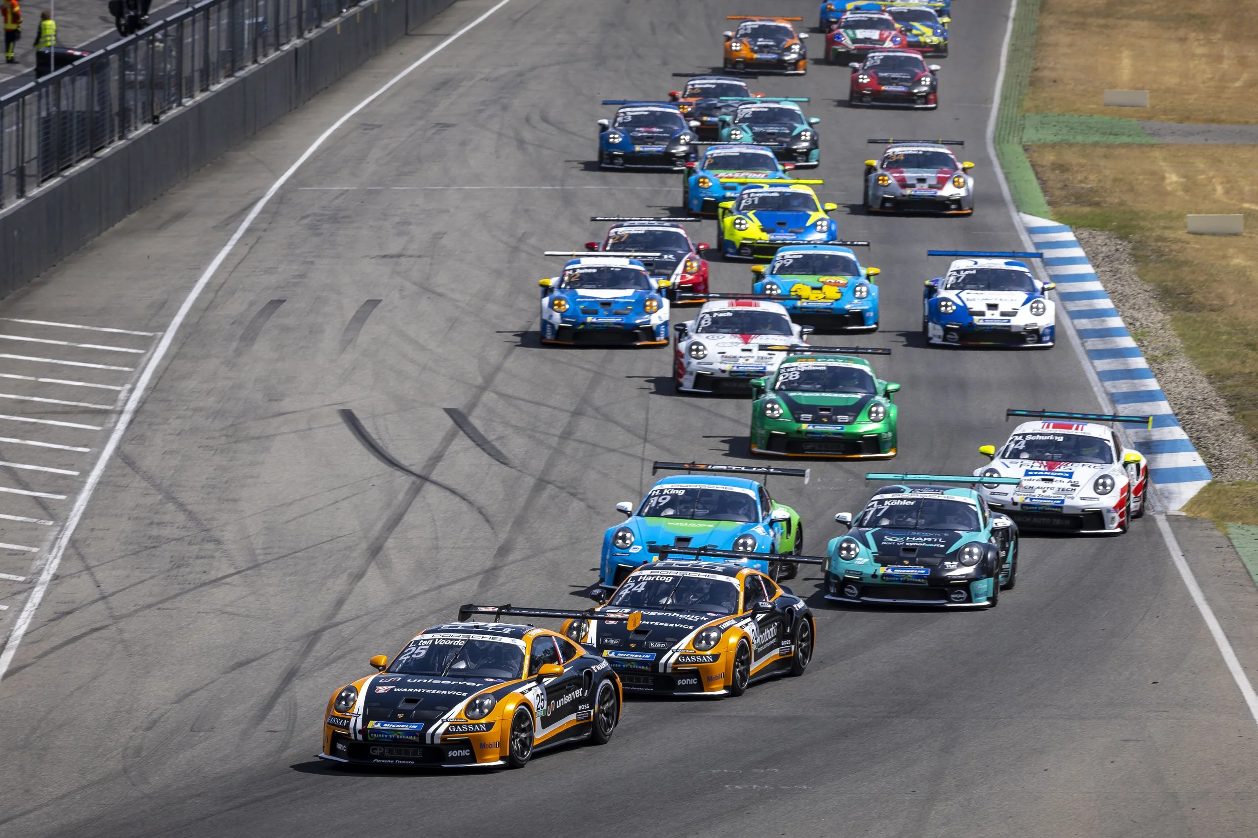 Larry ten Voorde wins at Hockenheim for the sixth time