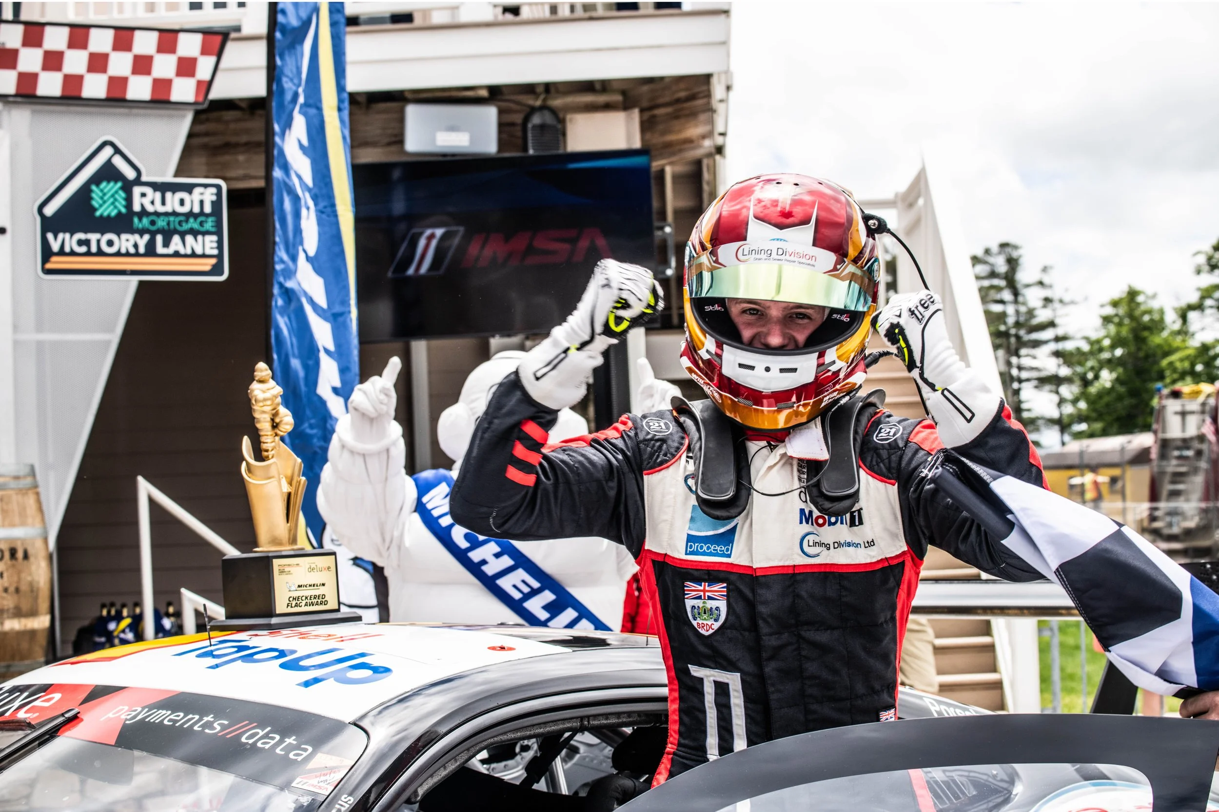 Martin Fights Back For Victory After Fridays Disappointment