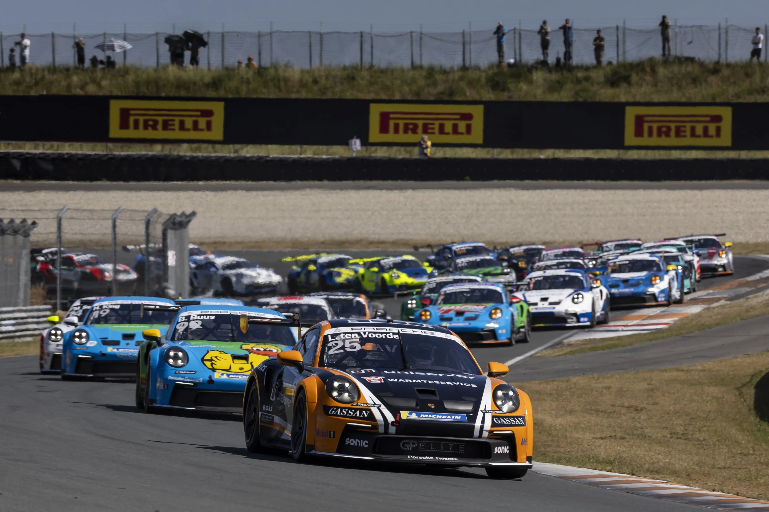 Second victory for Larry ten Voorde at home race