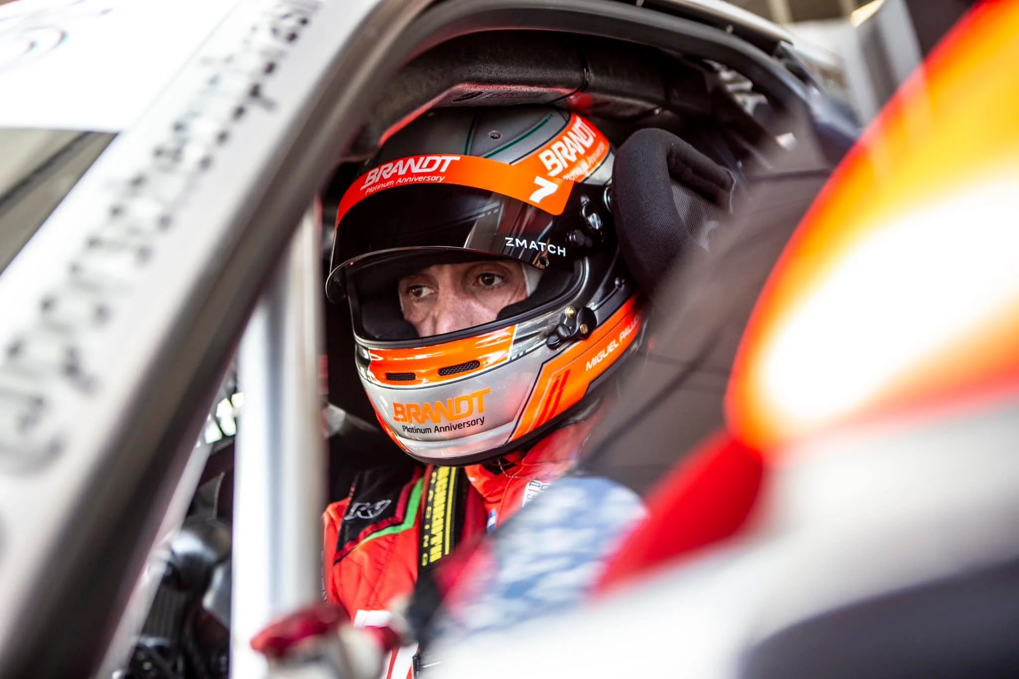 Miguel Paludo isolates himself as the biggest winner of the Porsche Cup C6 Bank Mastercard